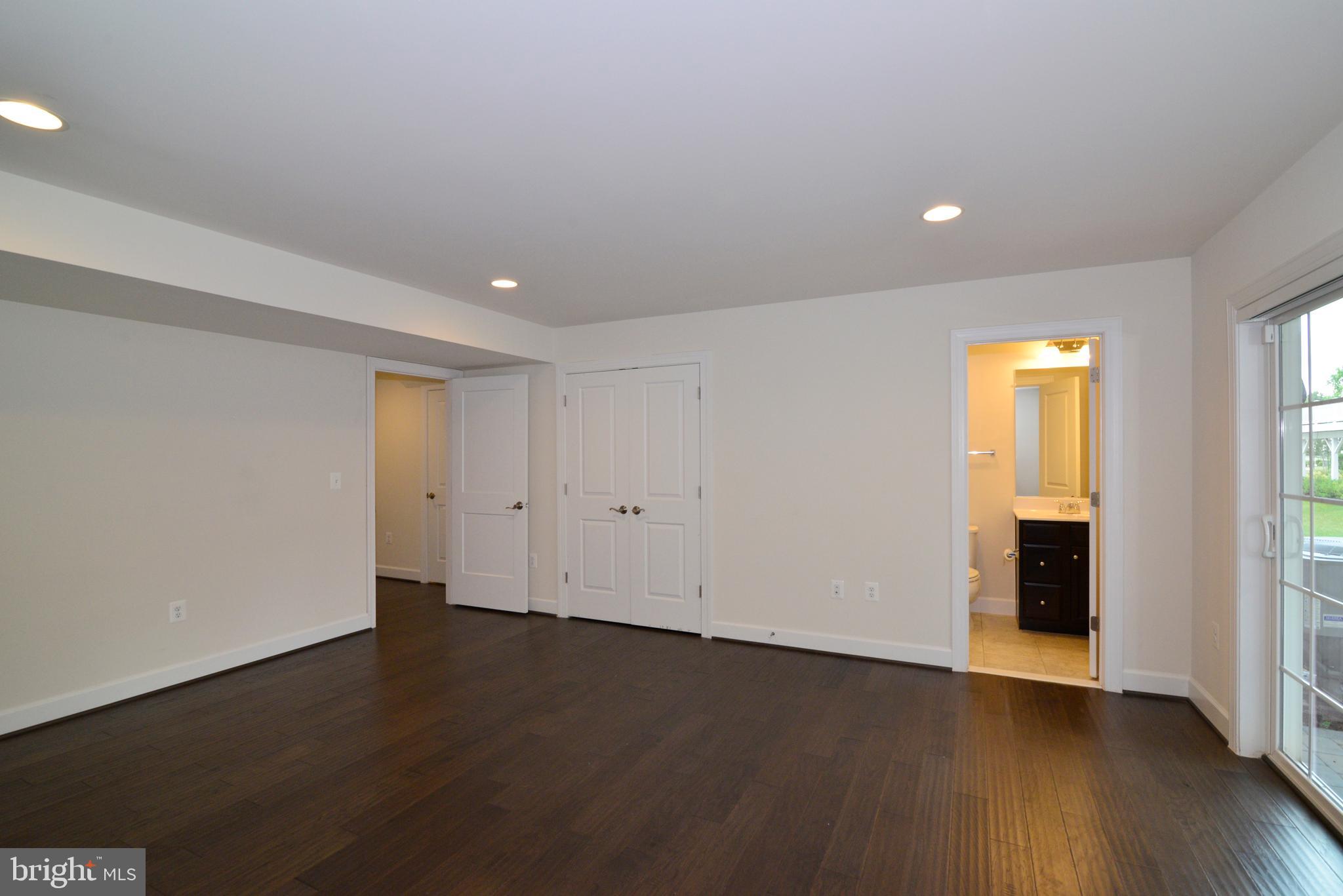 BRADLEY SQUARE - Residential Lease