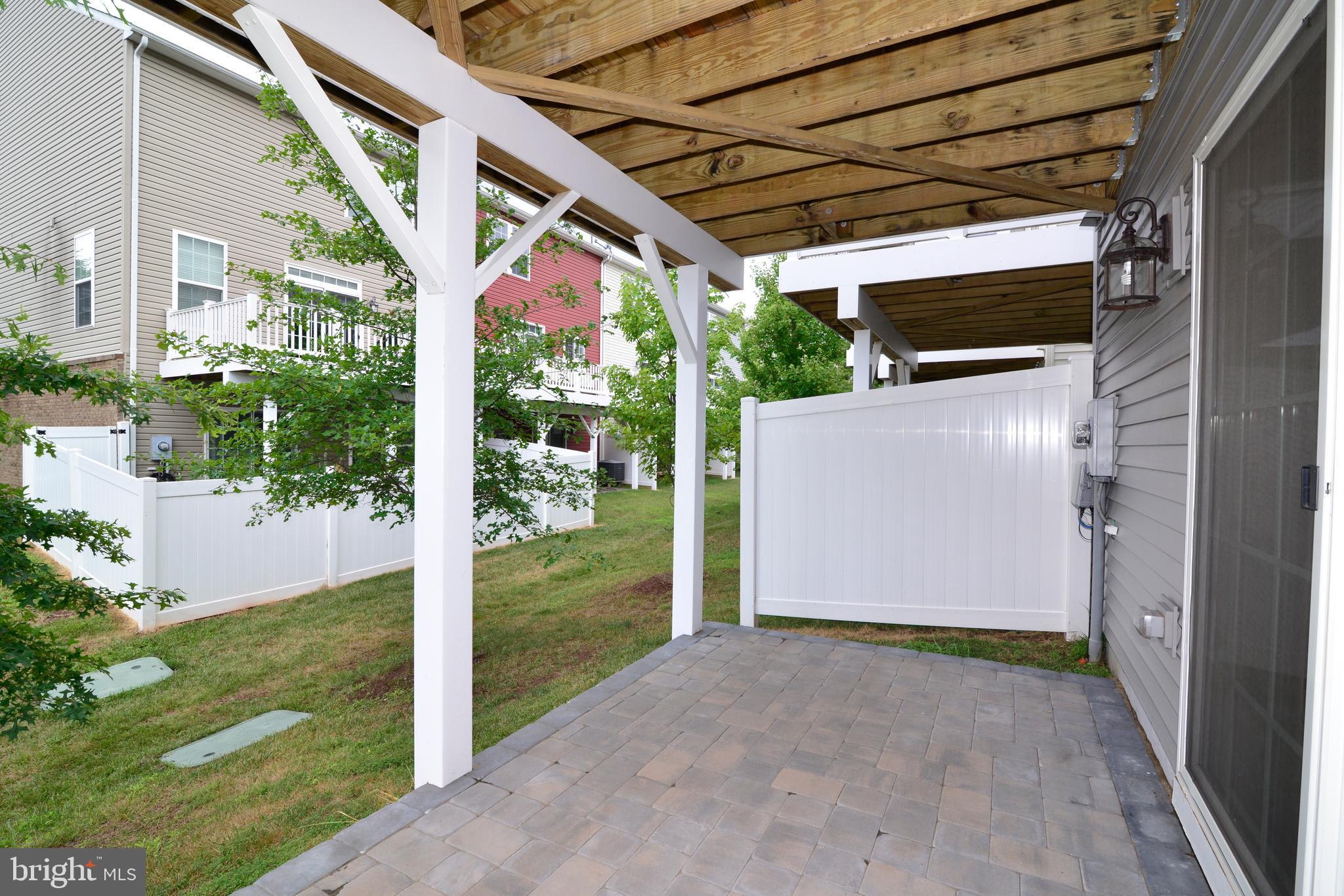 BRADLEY SQUARE - Residential Lease