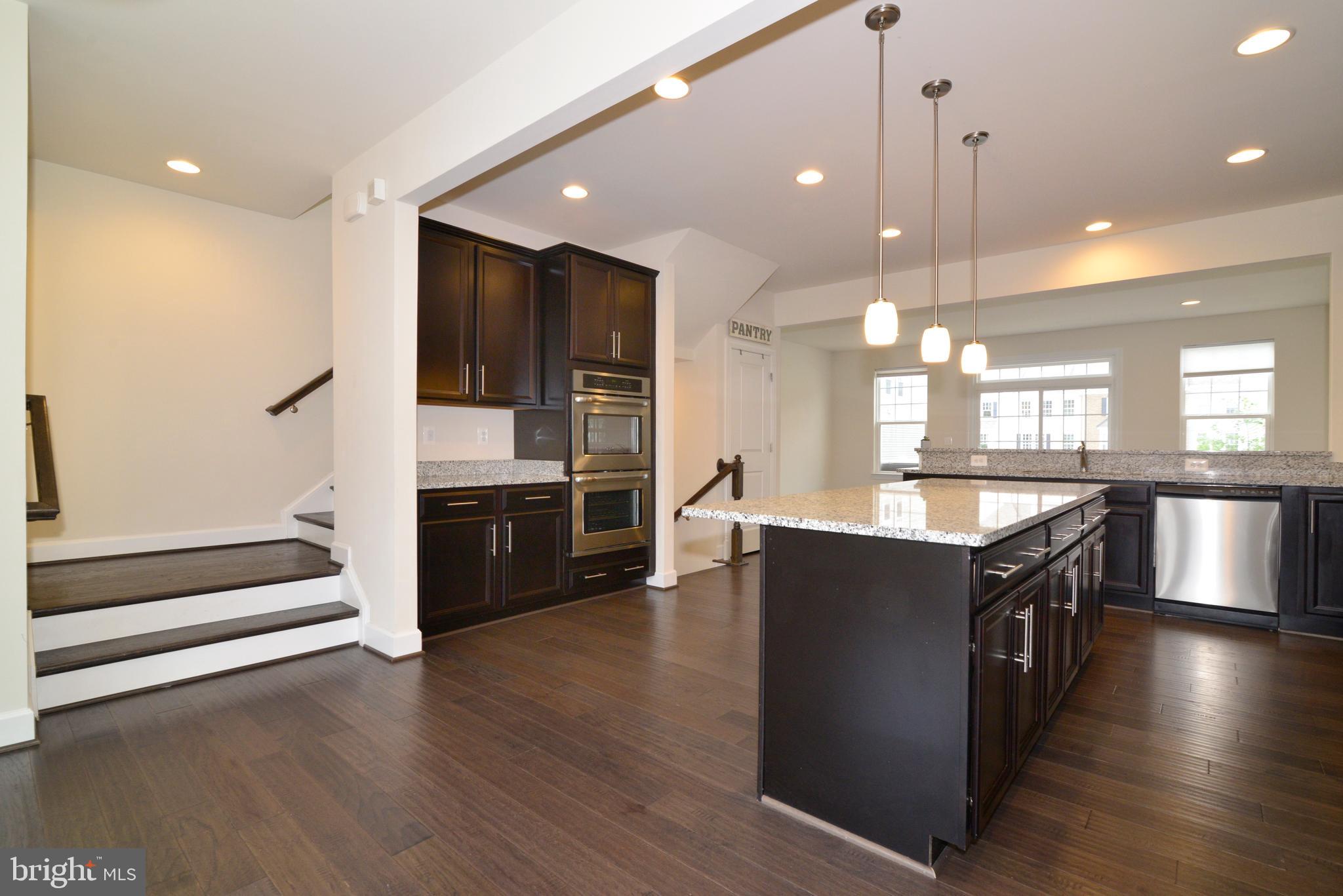 BRADLEY SQUARE - Residential Lease