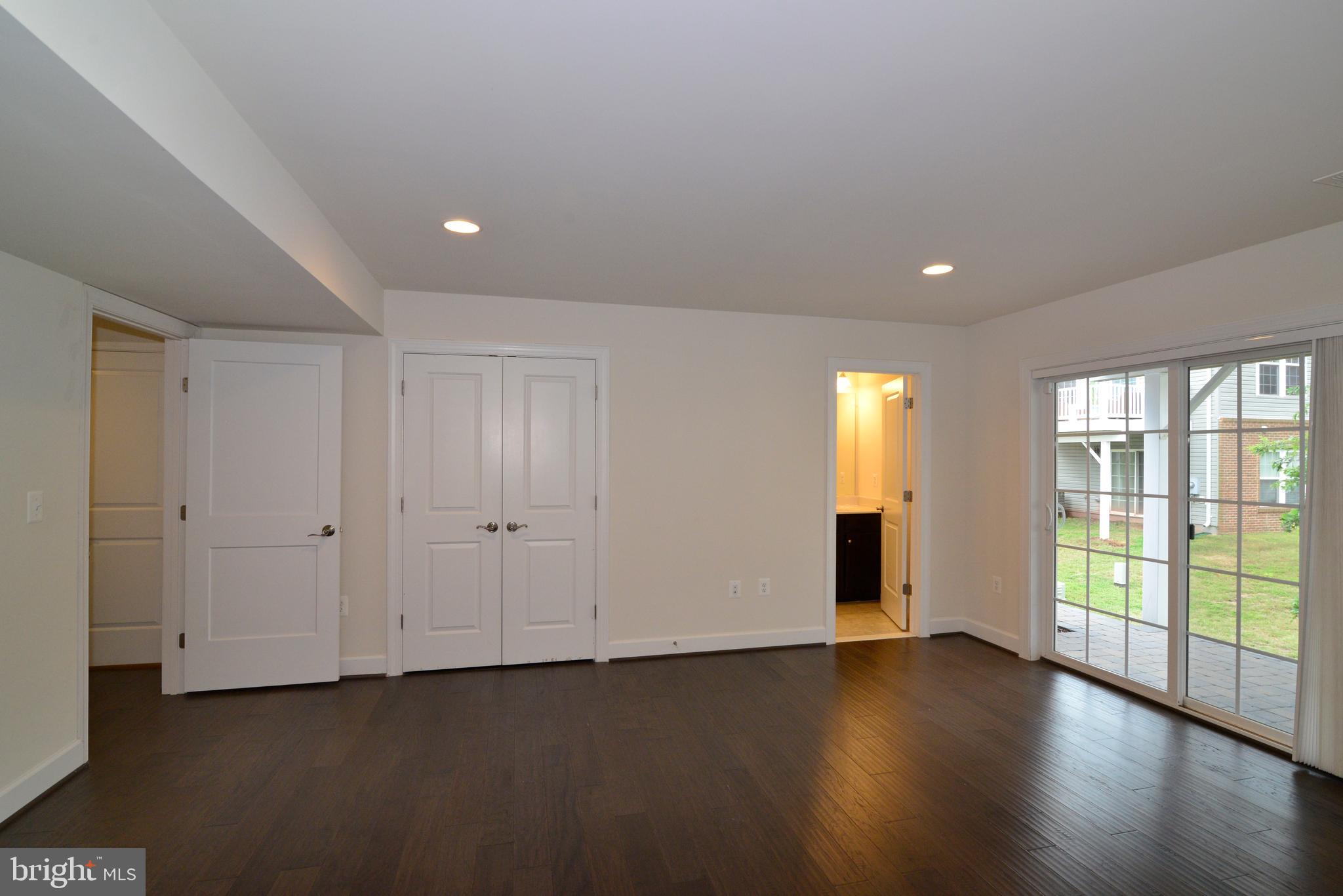 BRADLEY SQUARE - Residential Lease