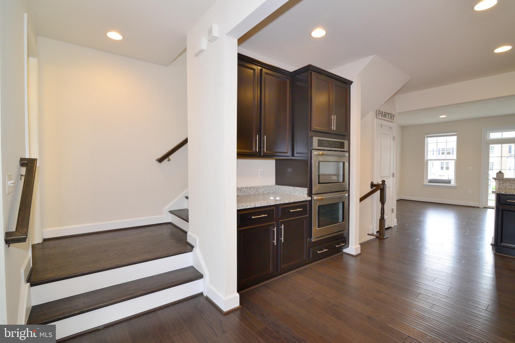 BRADLEY SQUARE - Residential Lease