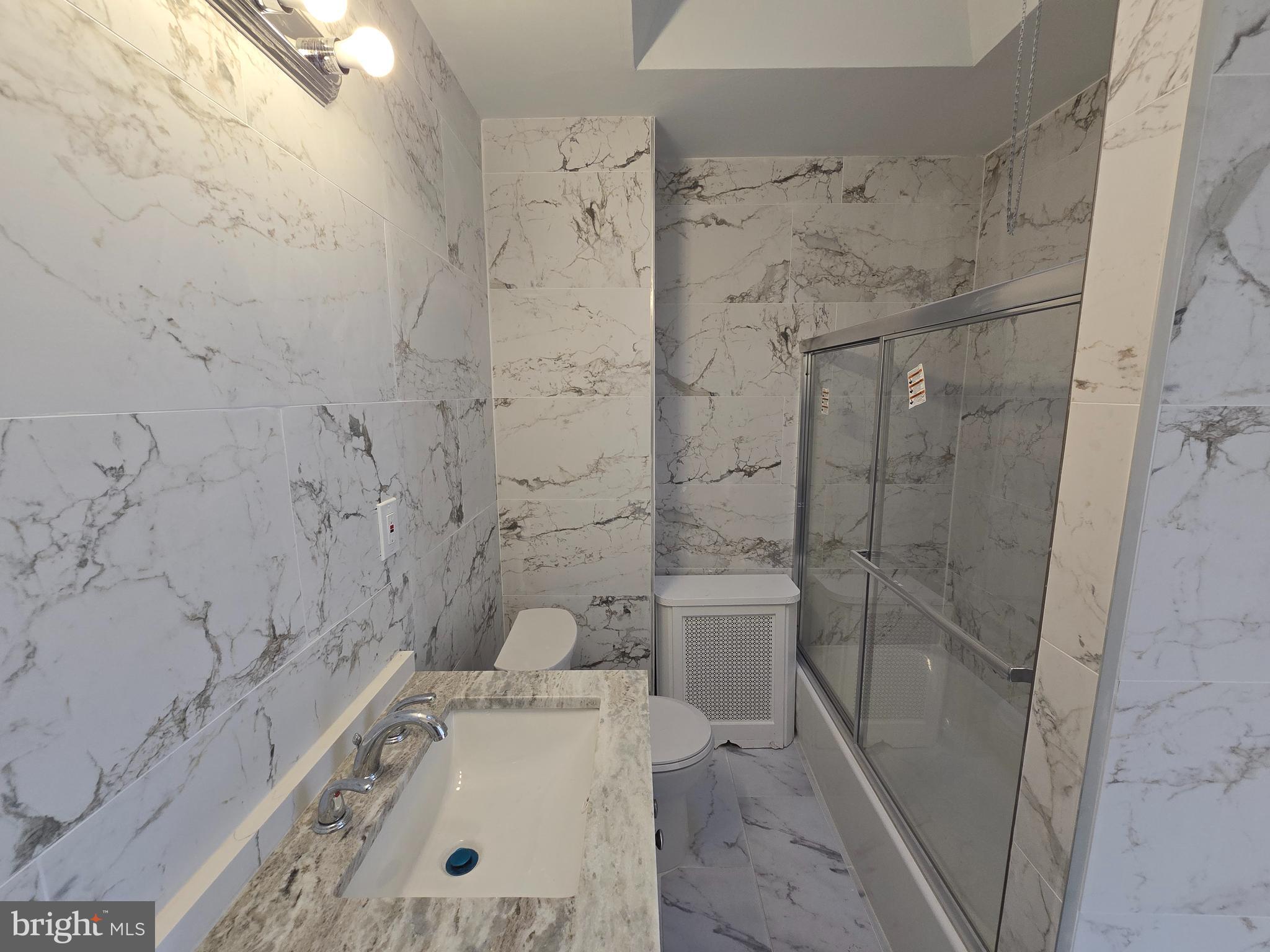 LAWNCREST - Residential