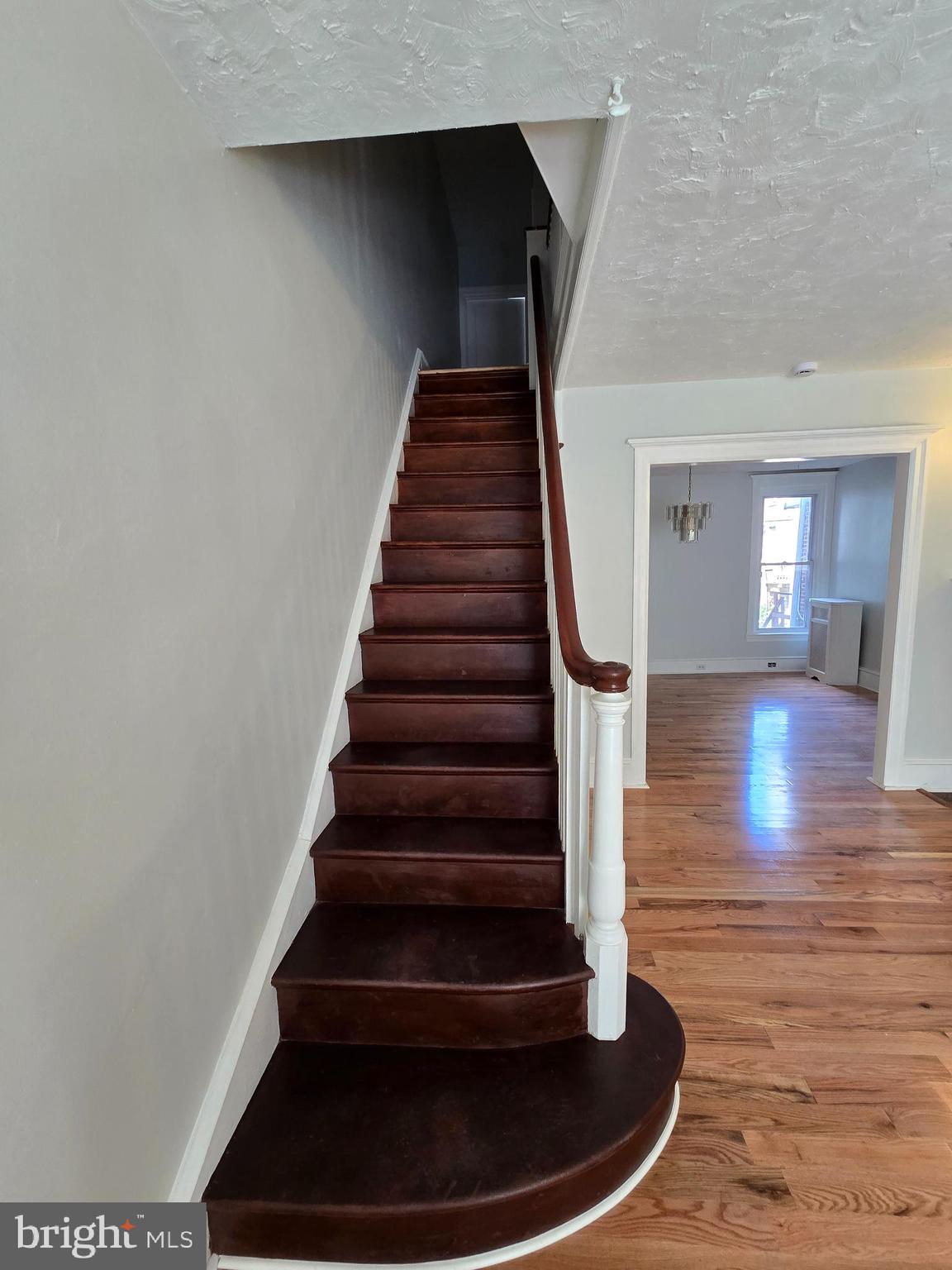 517 E CHELTENHAM AVENUE