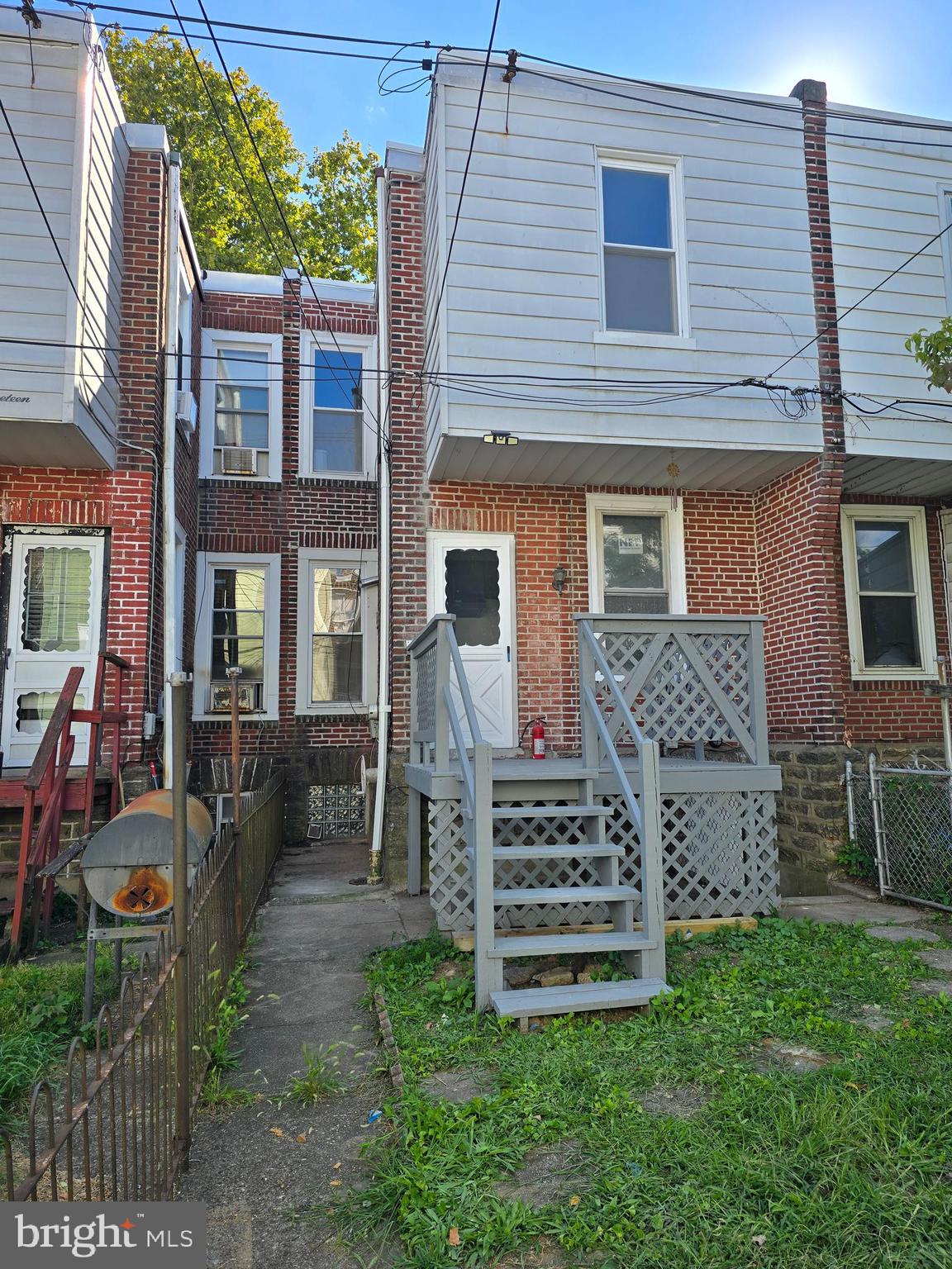 LAWNCREST - Residential