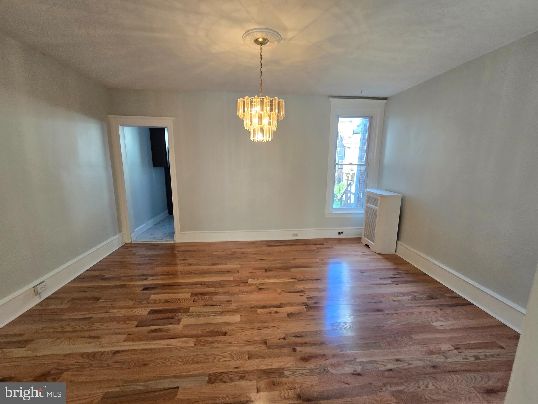 LAWNCREST - Residential