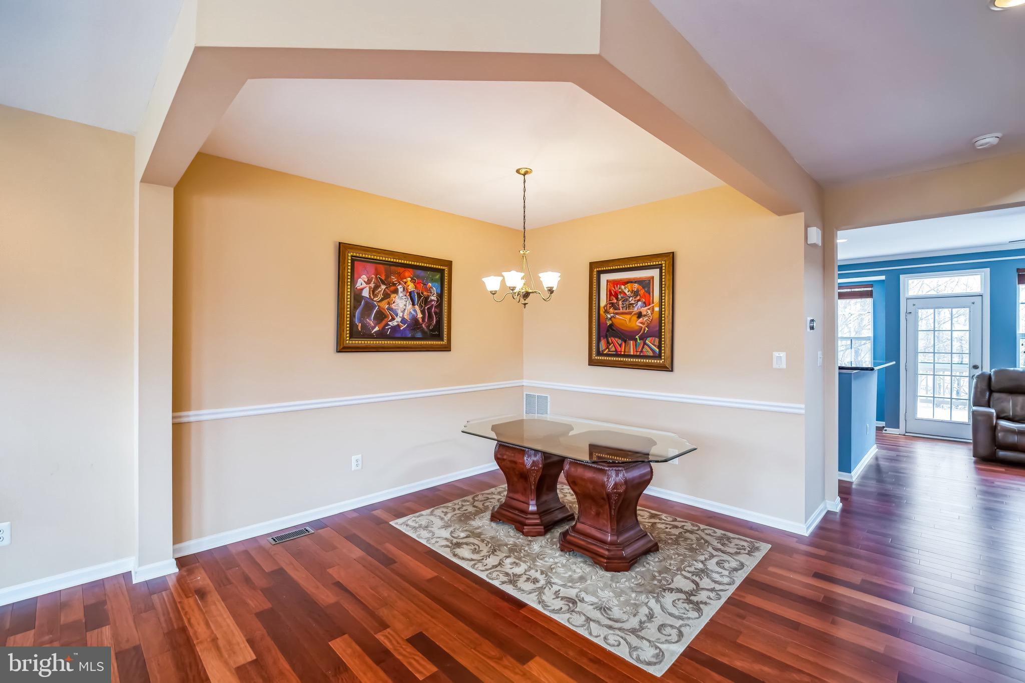 SIGNATURE AT BROADLANDS - Residential