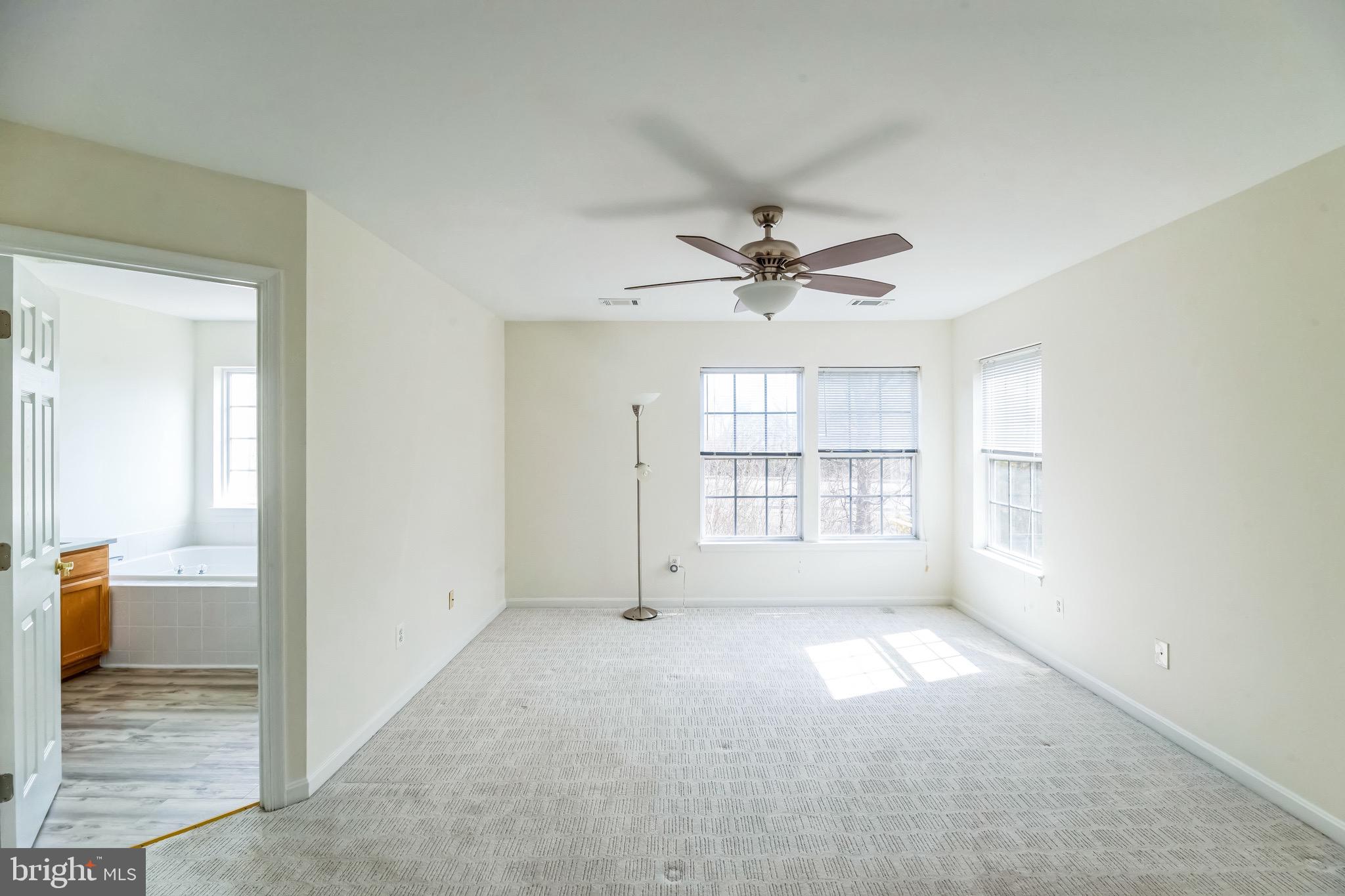 SIGNATURE AT BROADLANDS - Residential