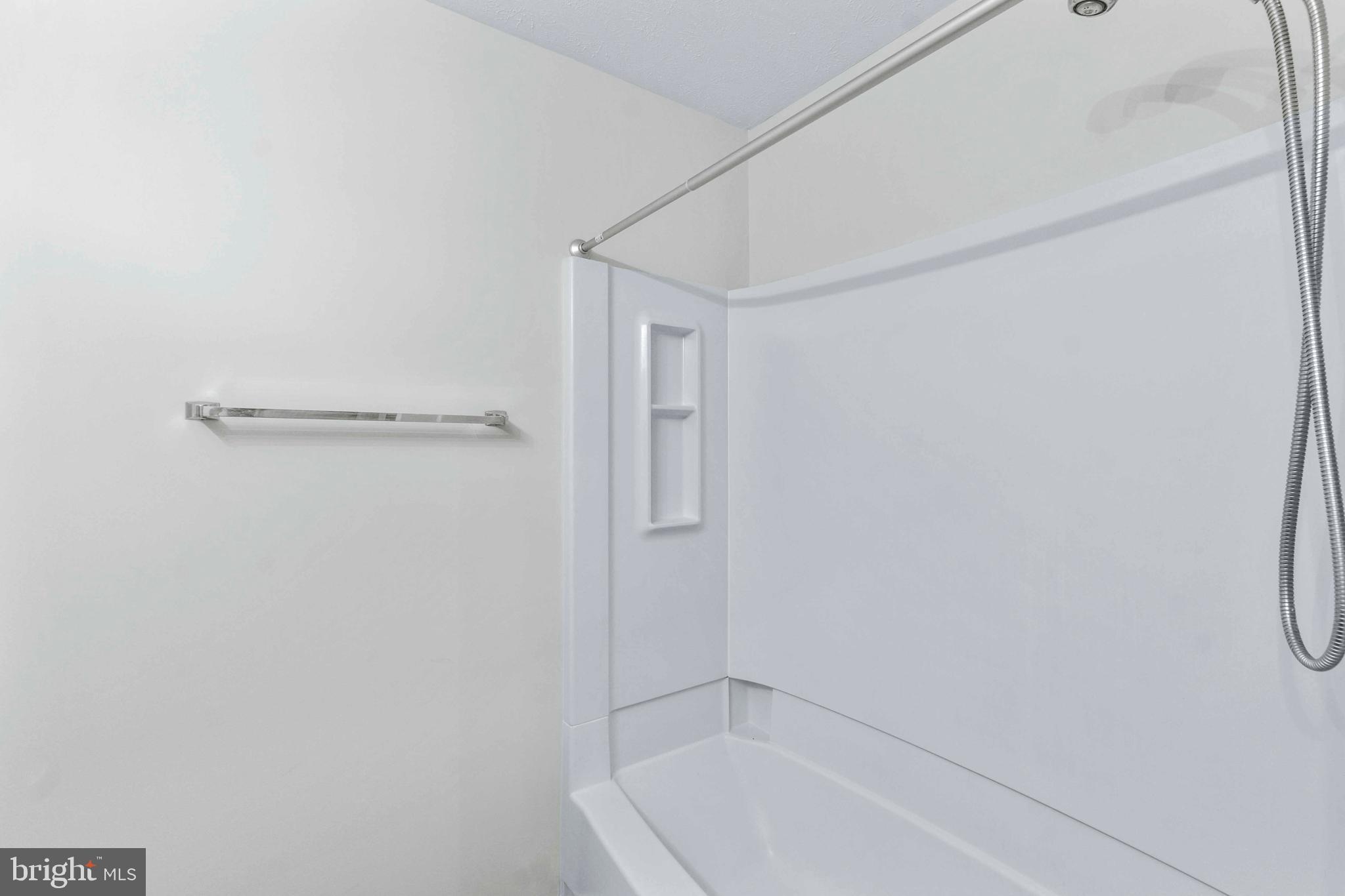 NORTH CREEK - Residential