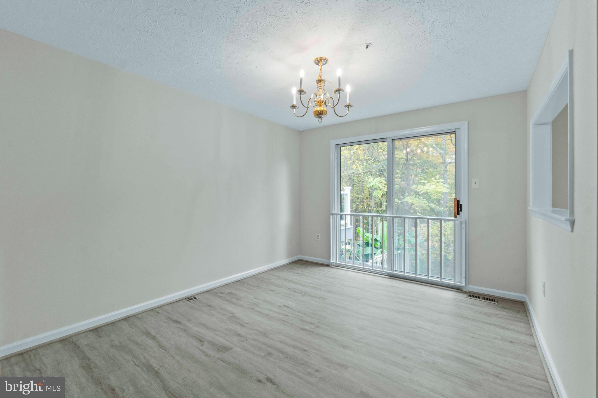 NORTH CREEK - Residential