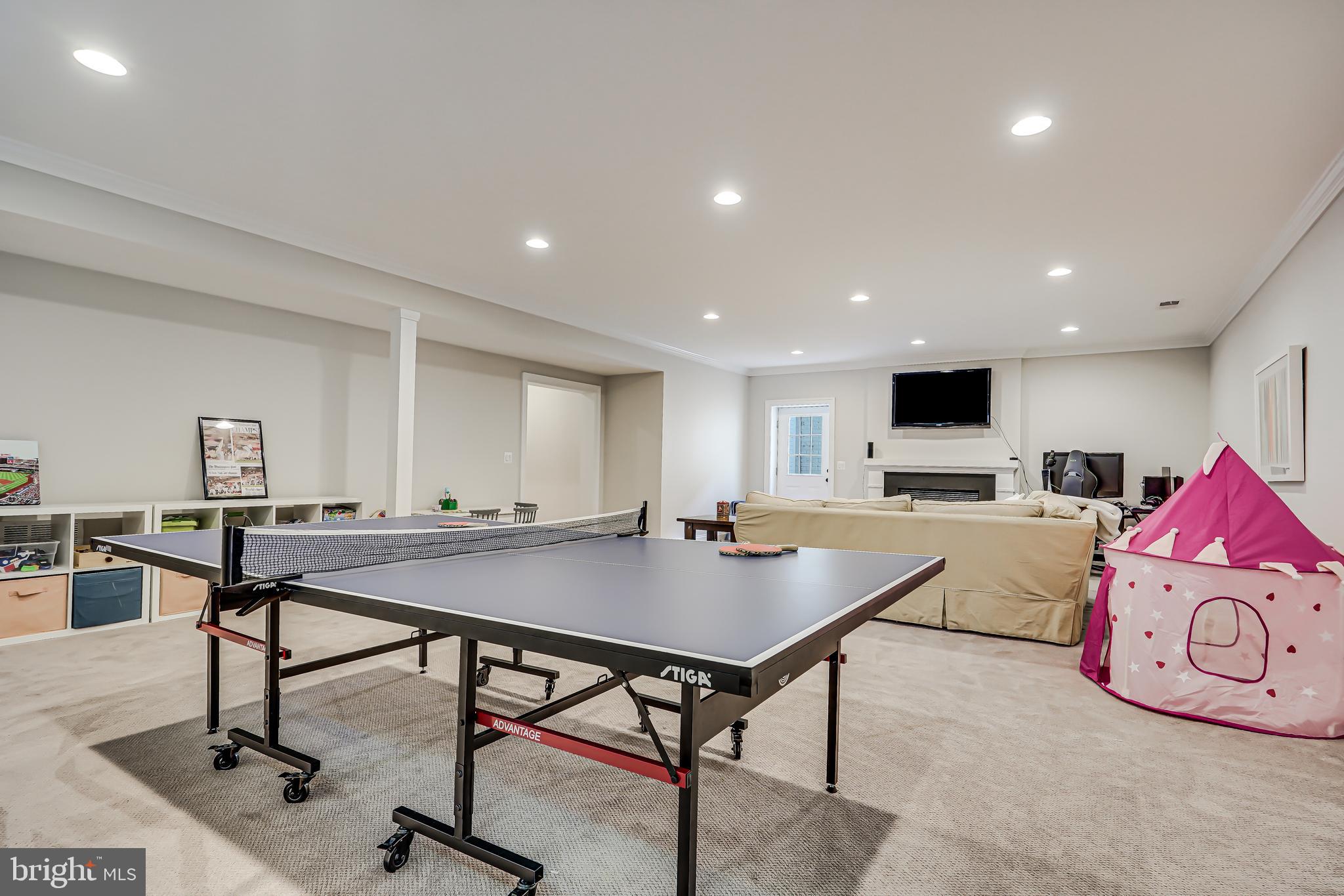 CHURCHILL - Residential