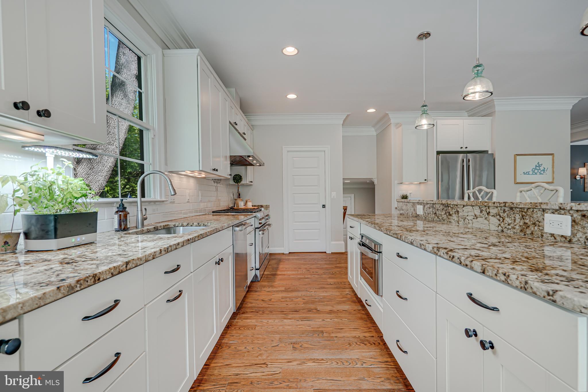 CHURCHILL - Residential