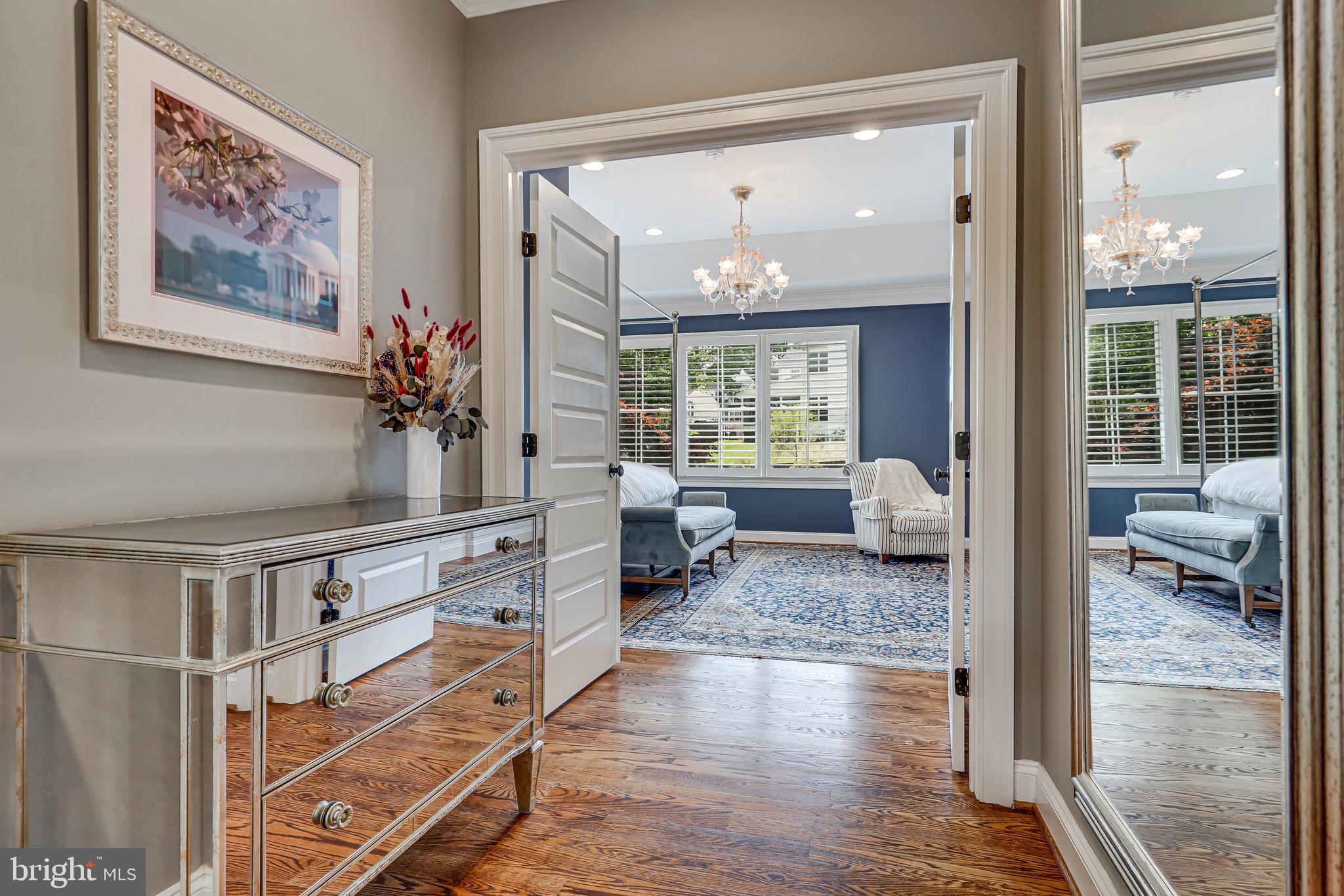 CHURCHILL - Residential