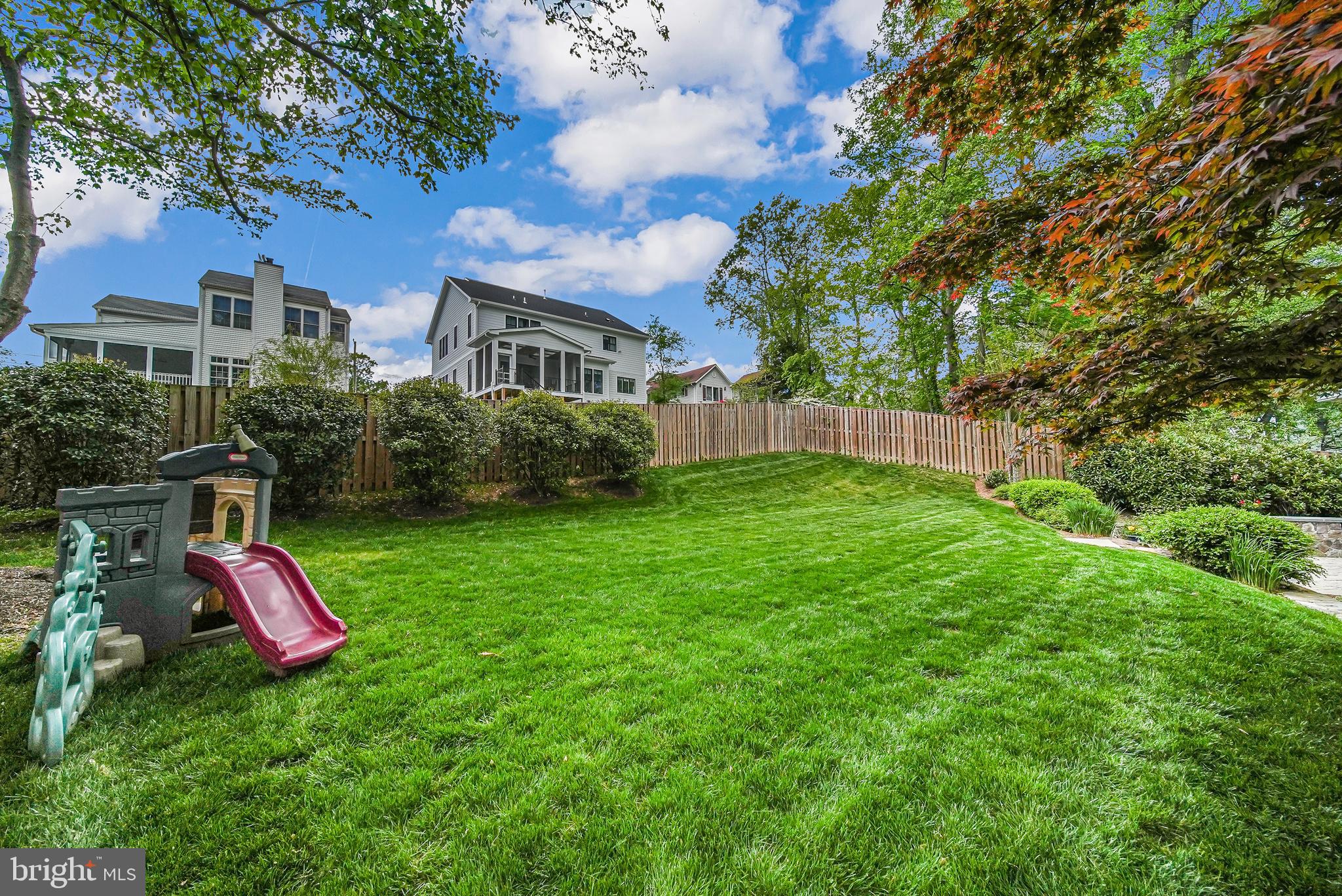 CHURCHILL - Residential