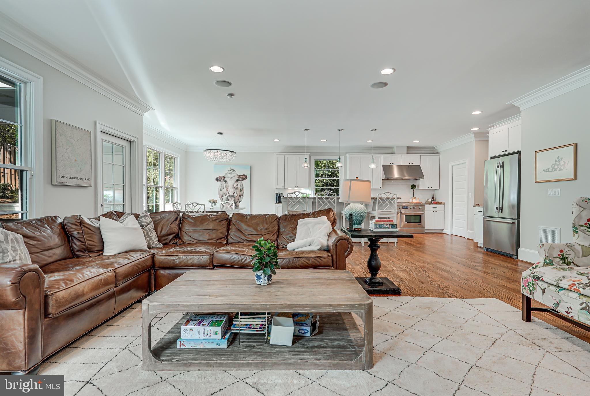 CHURCHILL - Residential