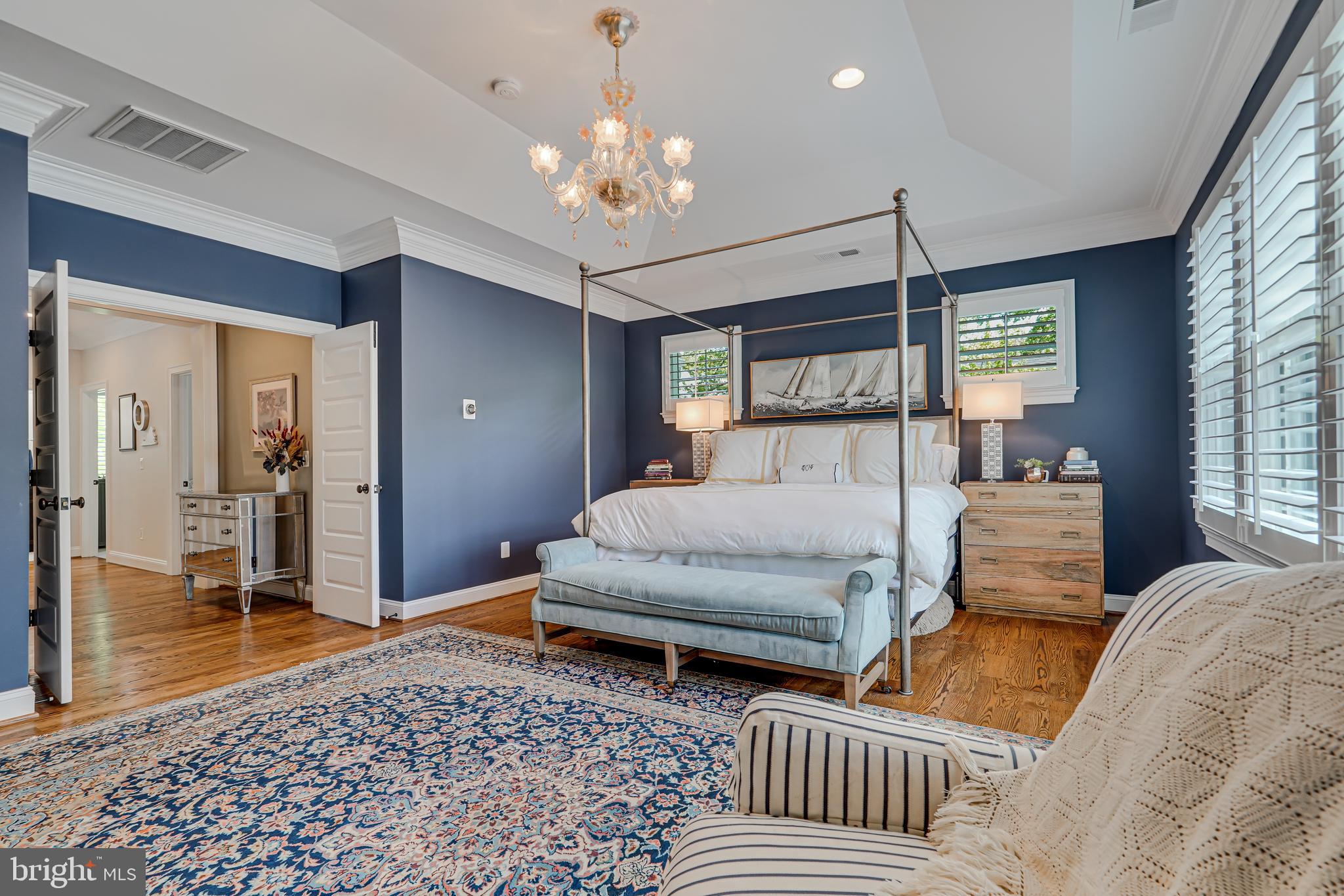 CHURCHILL - Residential