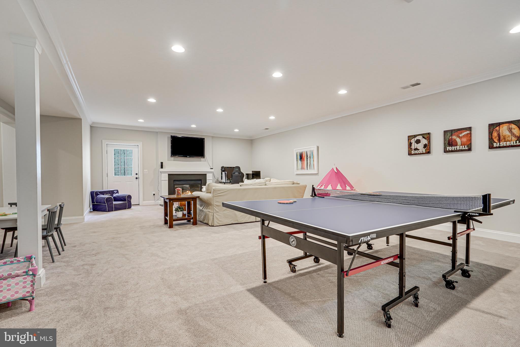 CHURCHILL - Residential