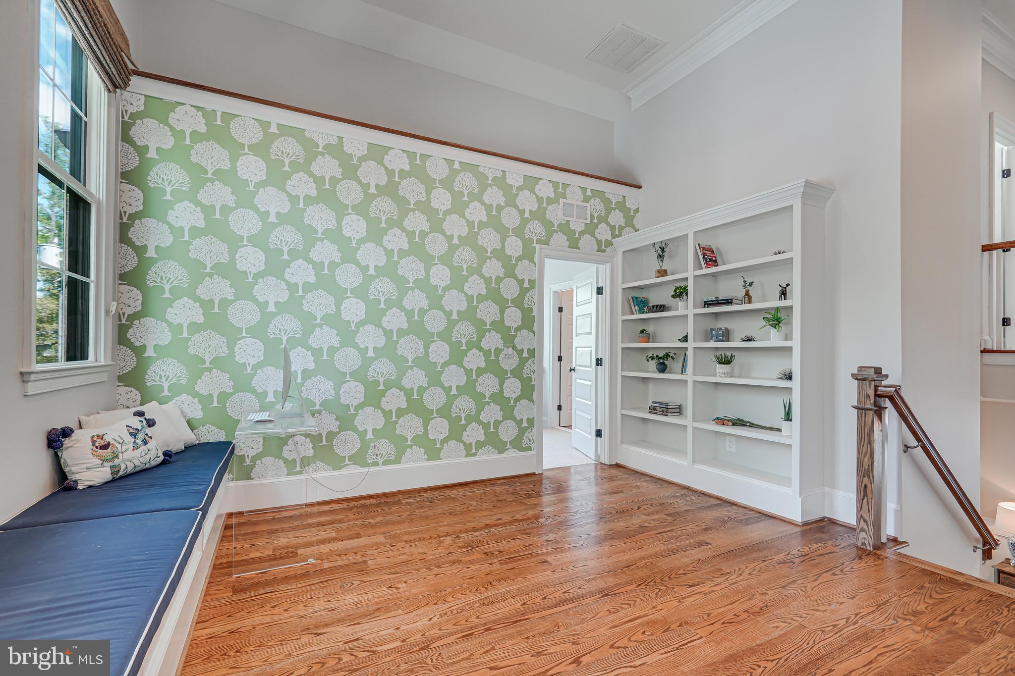 CHURCHILL - Residential