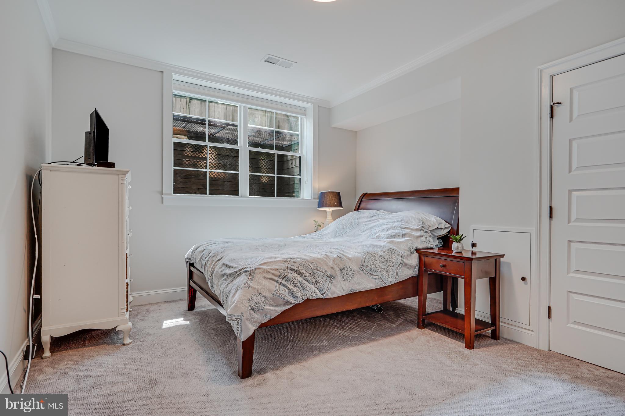 CHURCHILL - Residential