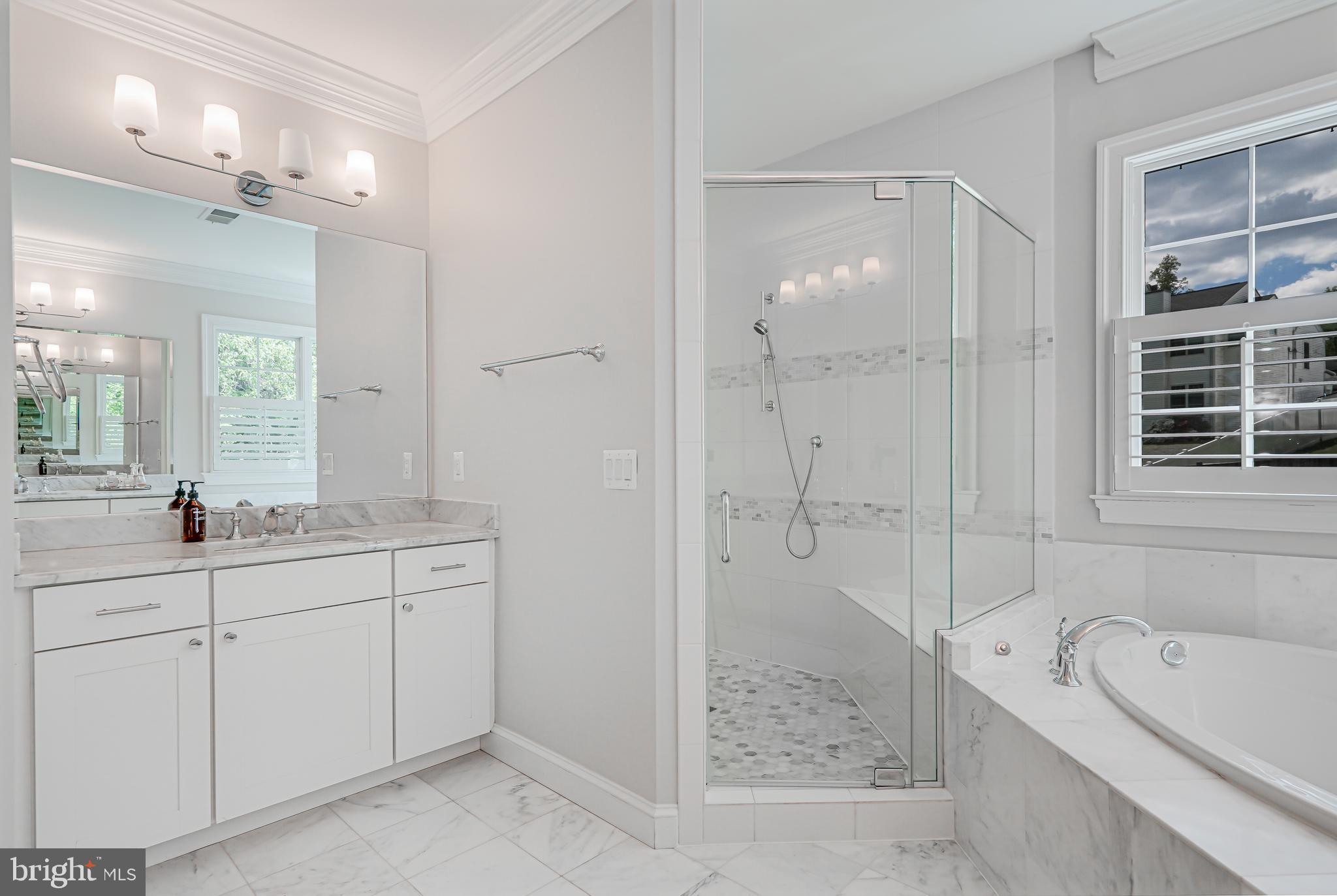 CHURCHILL - Residential