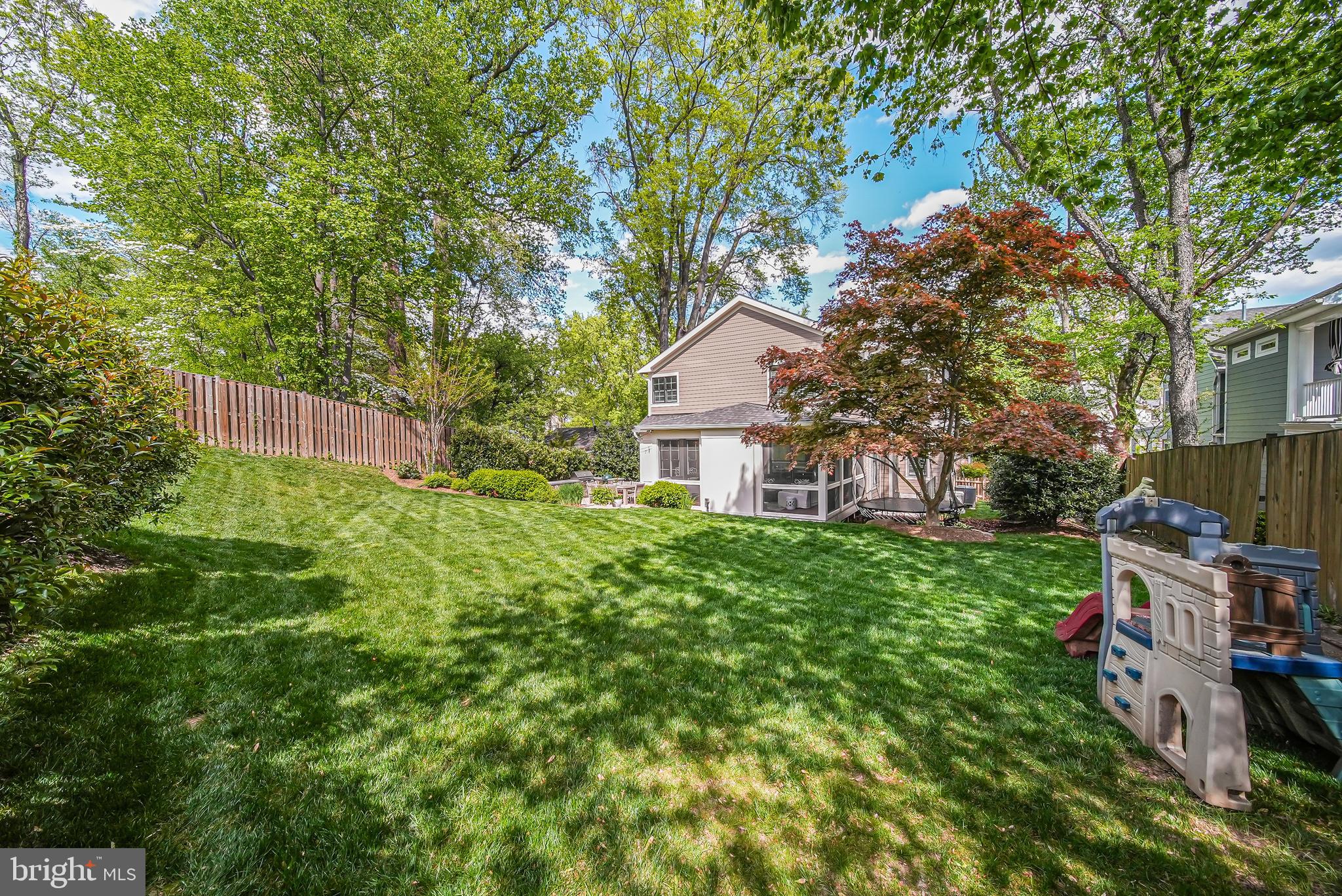 CHURCHILL - Residential