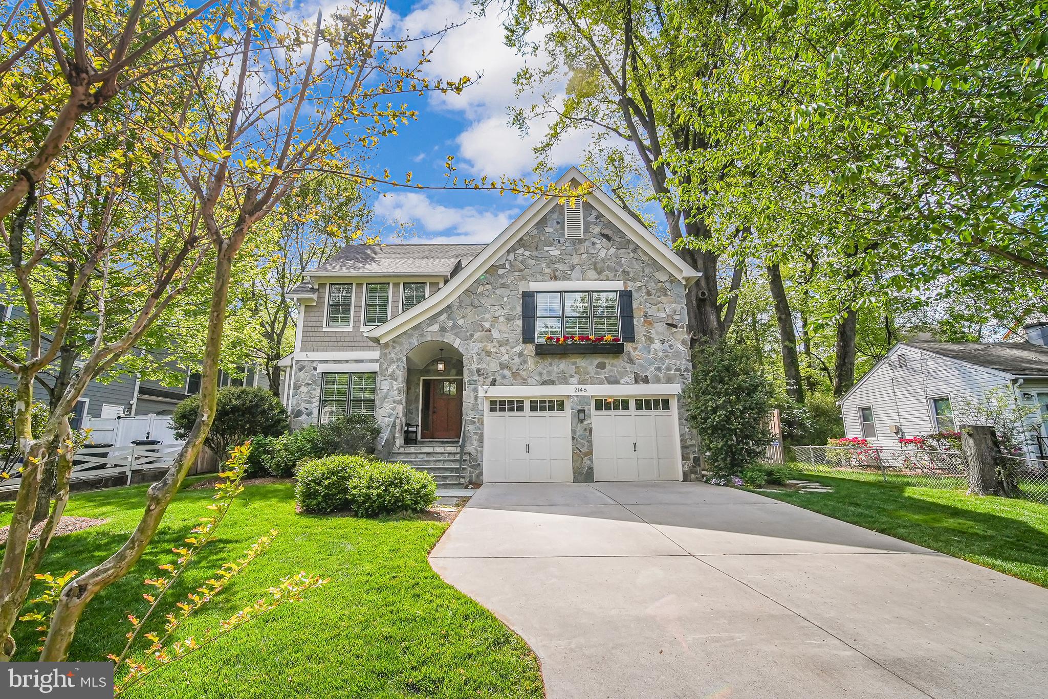 CHURCHILL - Residential