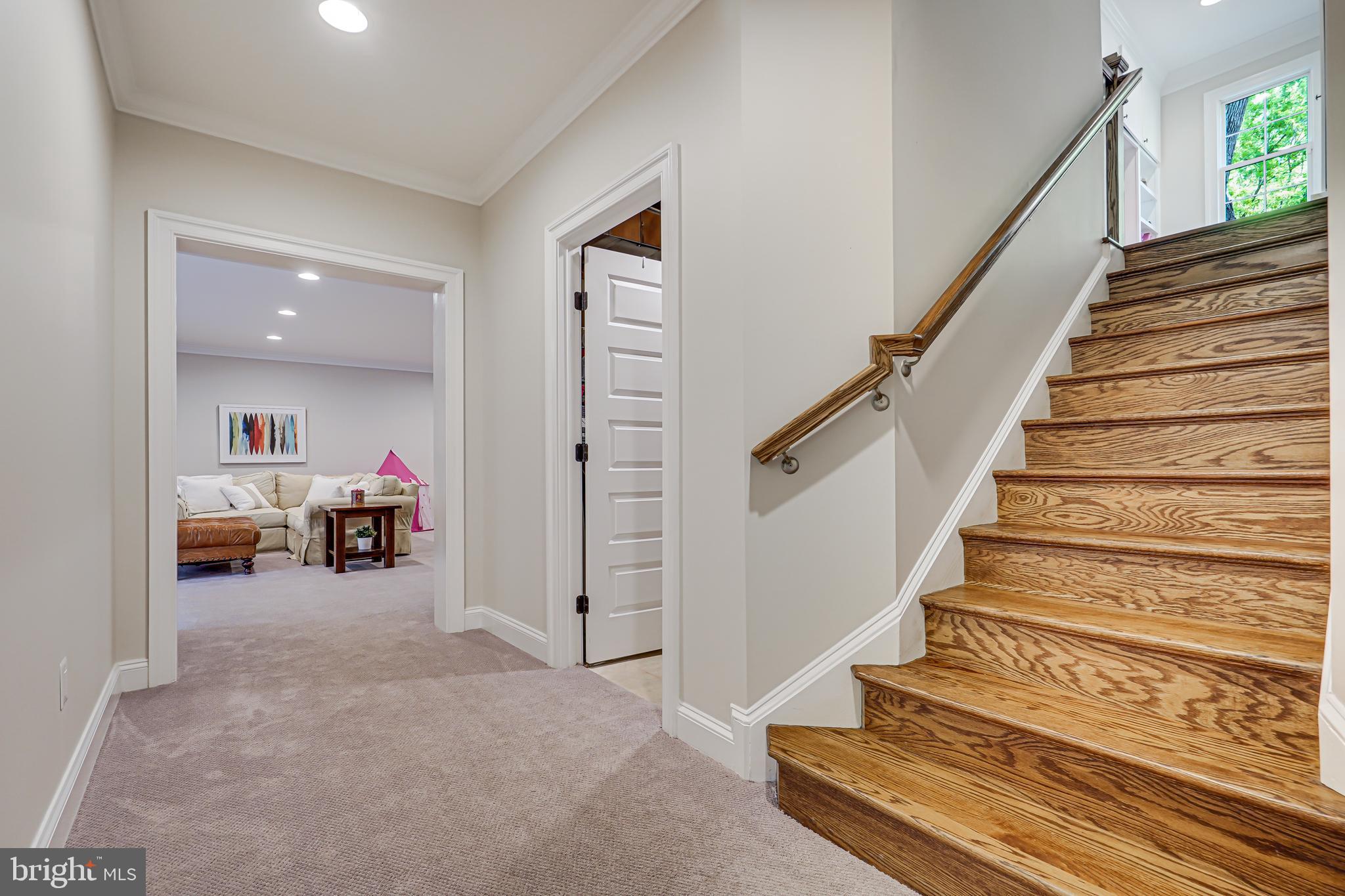 CHURCHILL - Residential