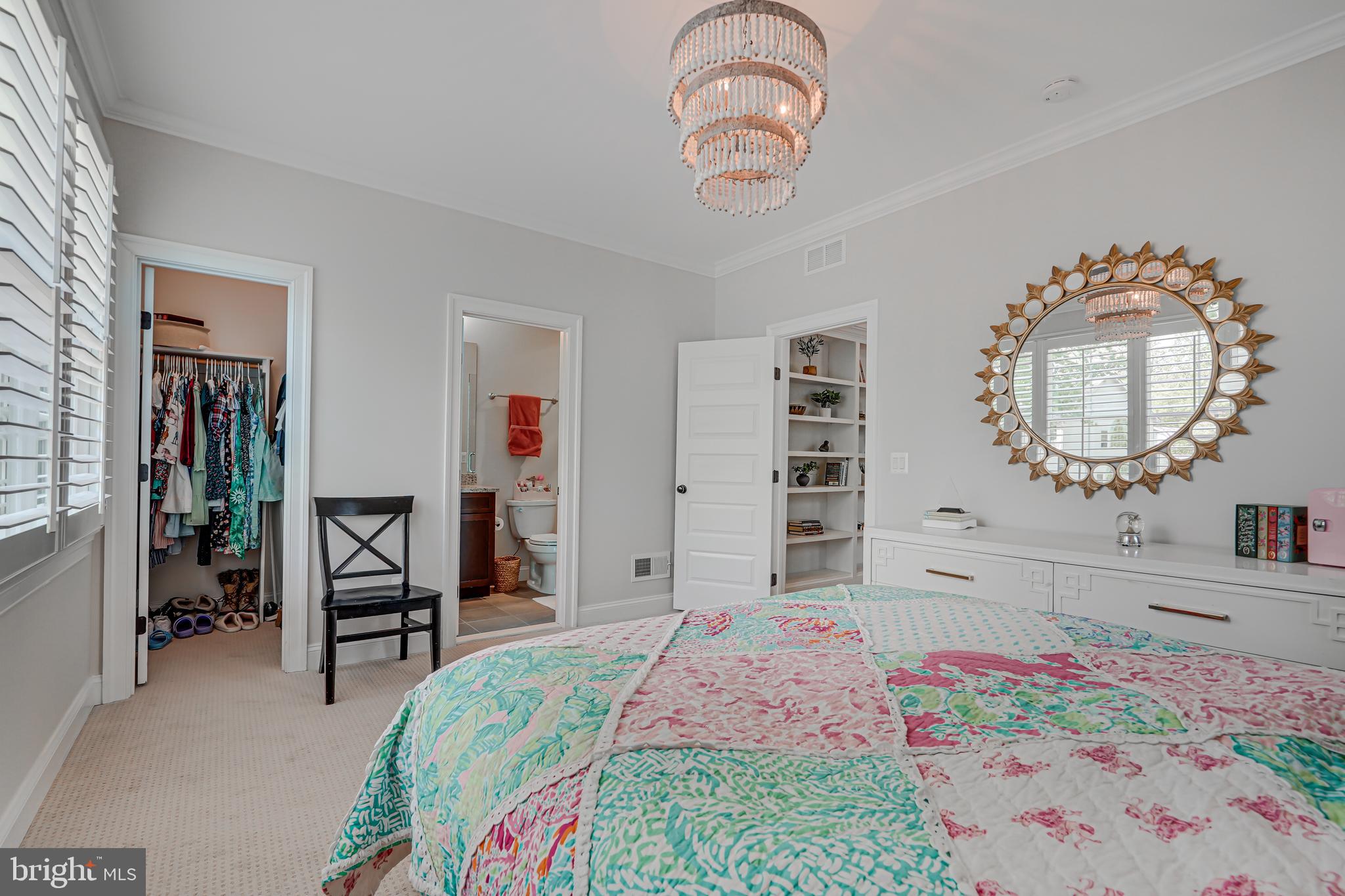 CHURCHILL - Residential