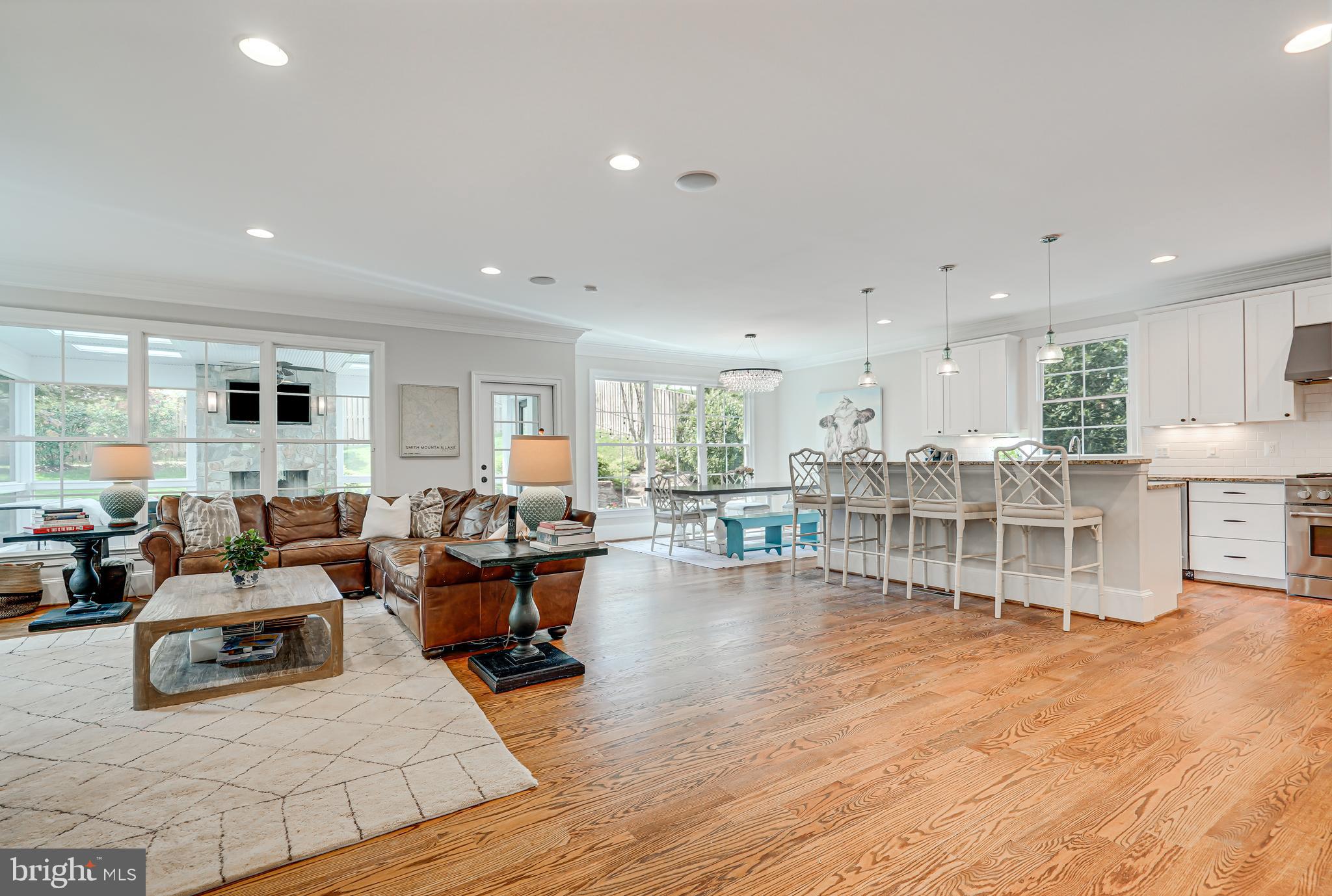 CHURCHILL - Residential