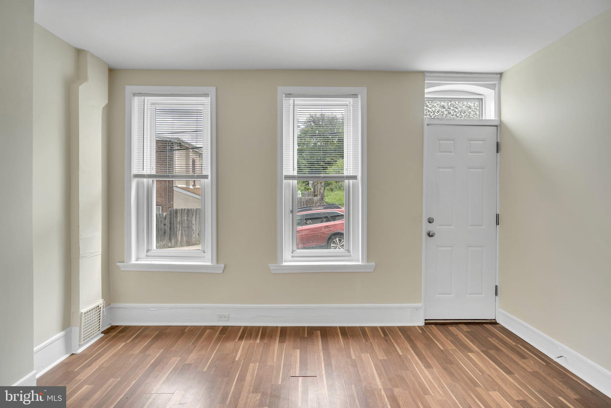 ROXBOROUGH - Residential Lease