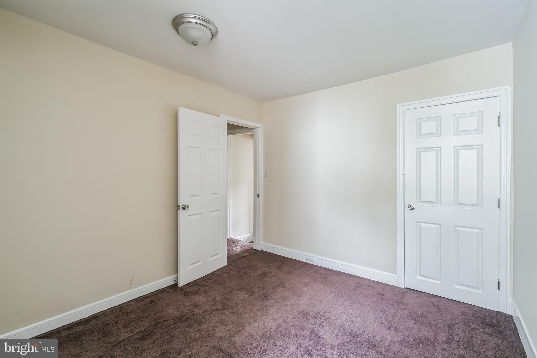 ROXBOROUGH - Residential Lease