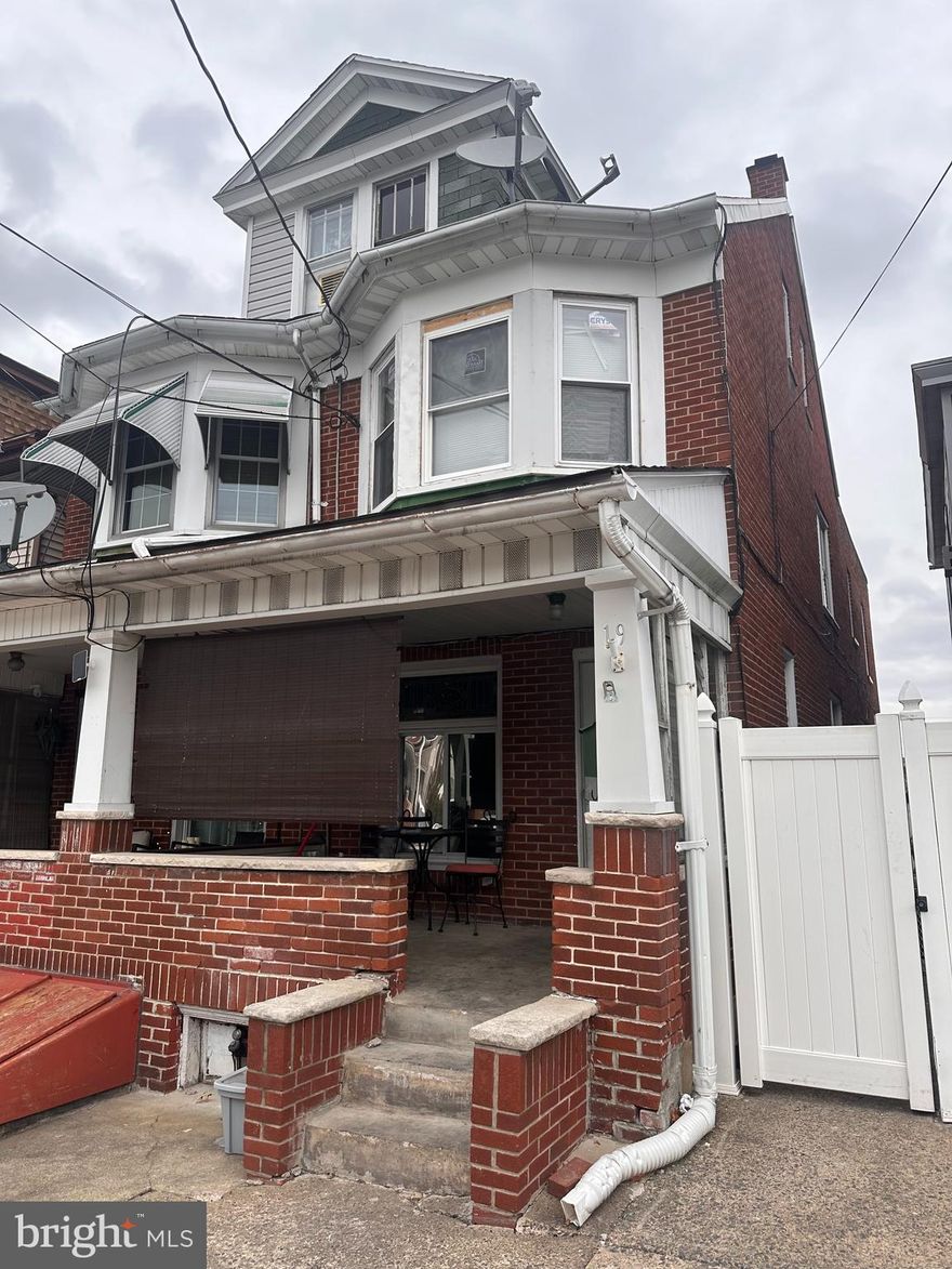 Affordable housing! OR a great rental investment. Tenants are currently occupying the property and would like to stay if possible. Or would be a great owner occupied property as well.