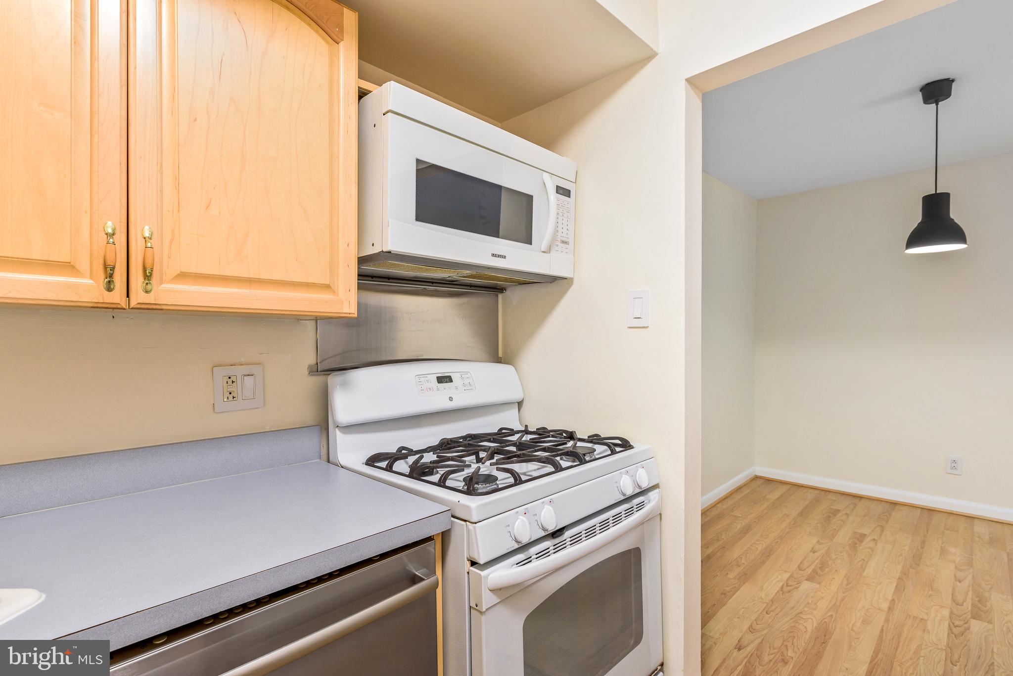 VANTAGE HILL - Residential