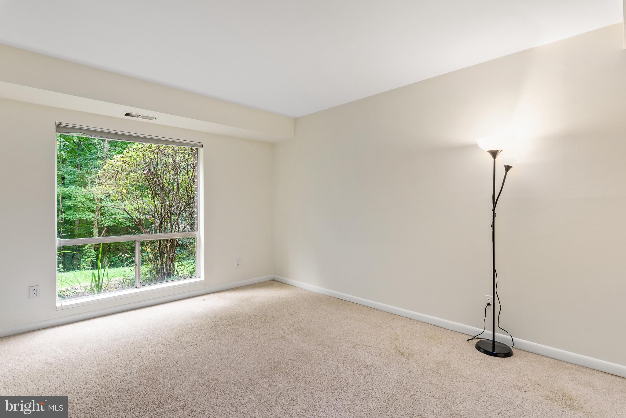 VANTAGE HILL - Residential