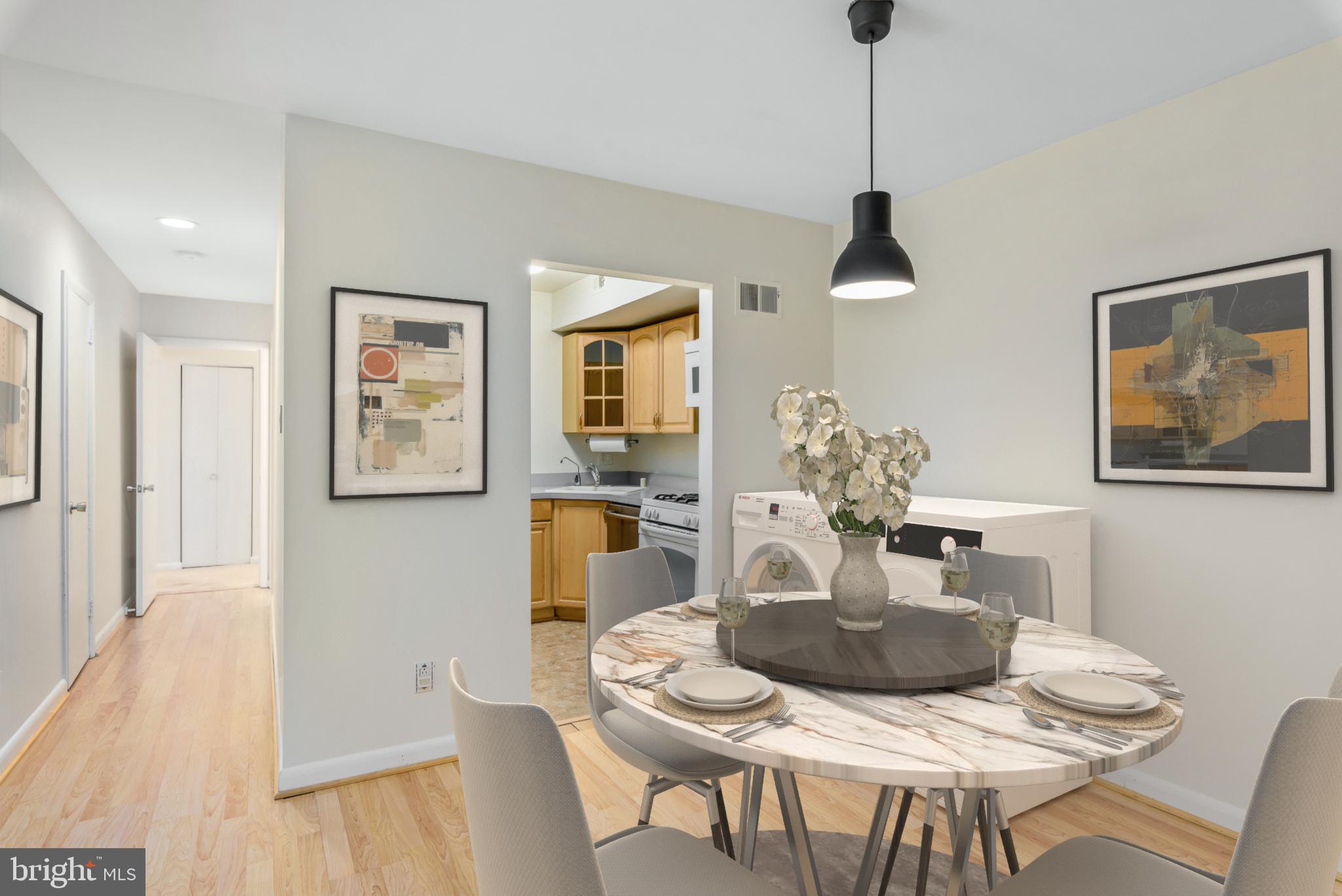 VANTAGE HILL - Residential