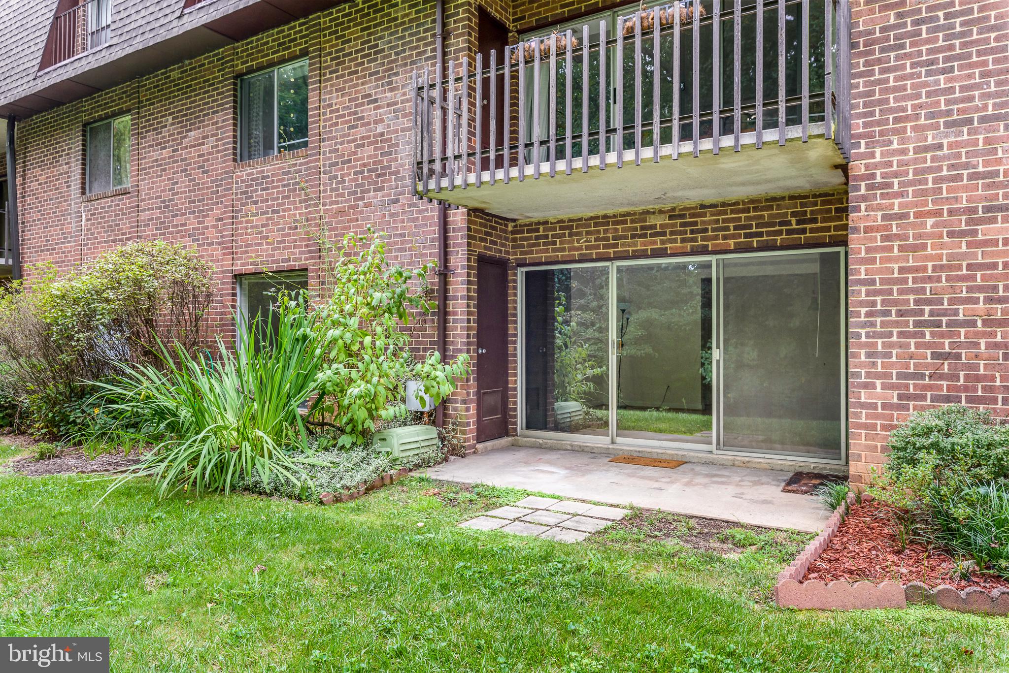 VANTAGE HILL - Residential