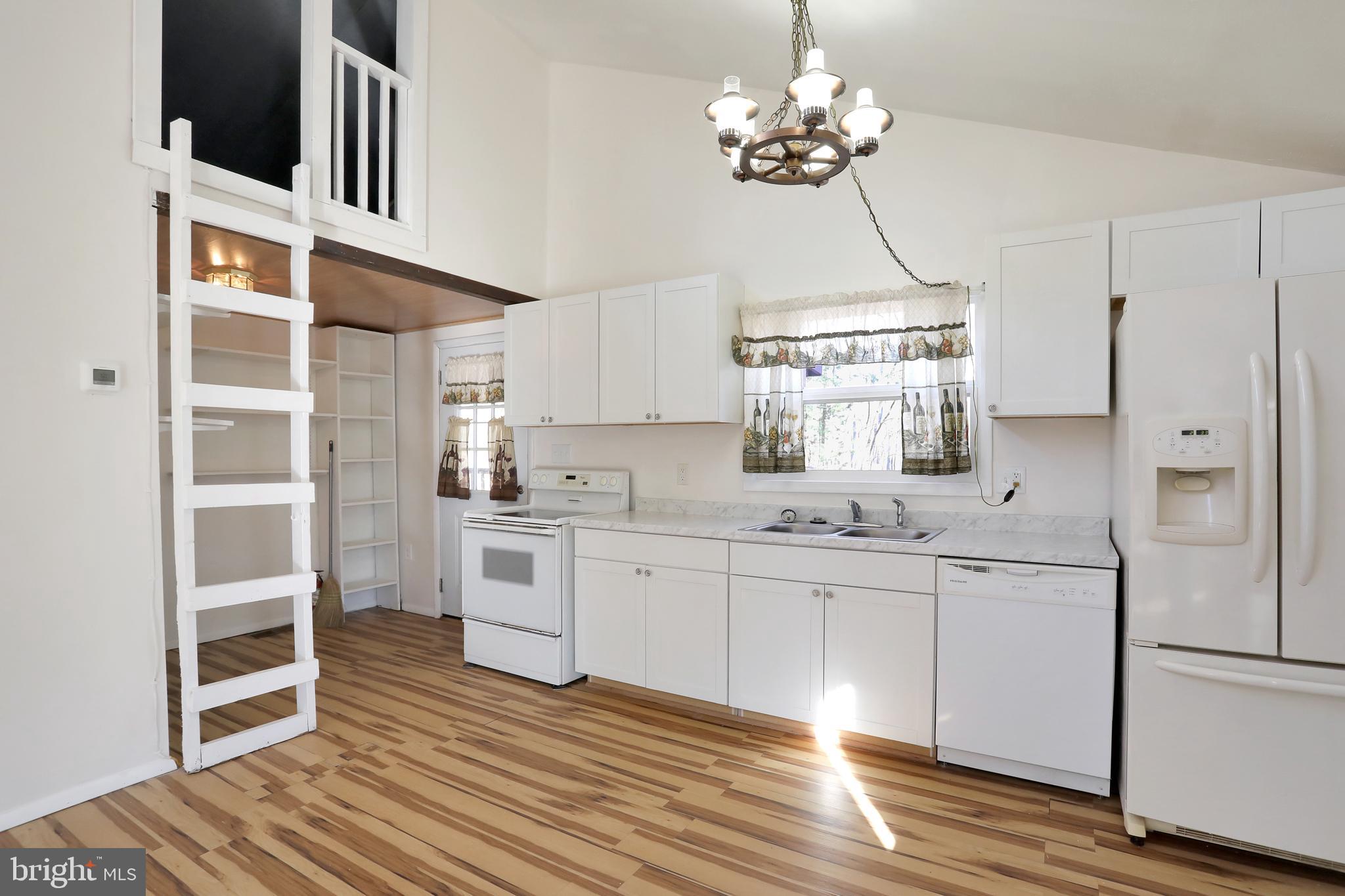 THE WOODS RESORT - Residential