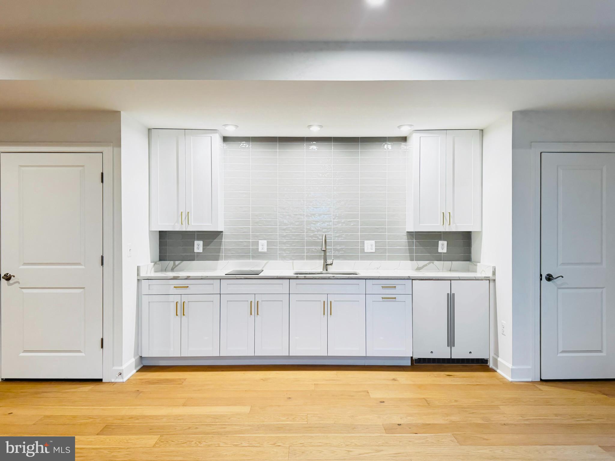 PIMMIT HILLS - Residential