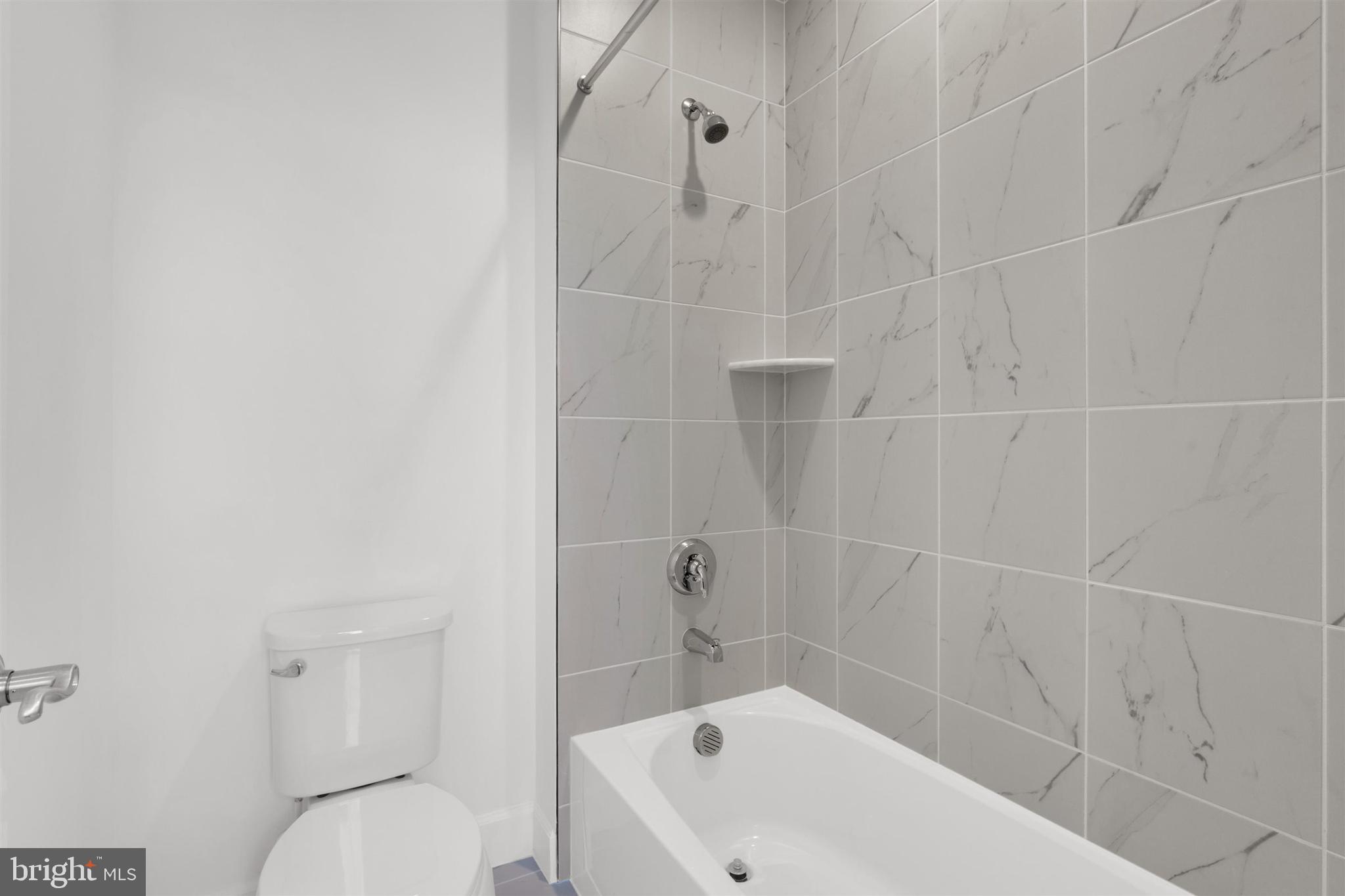 PIMMIT HILLS - Residential