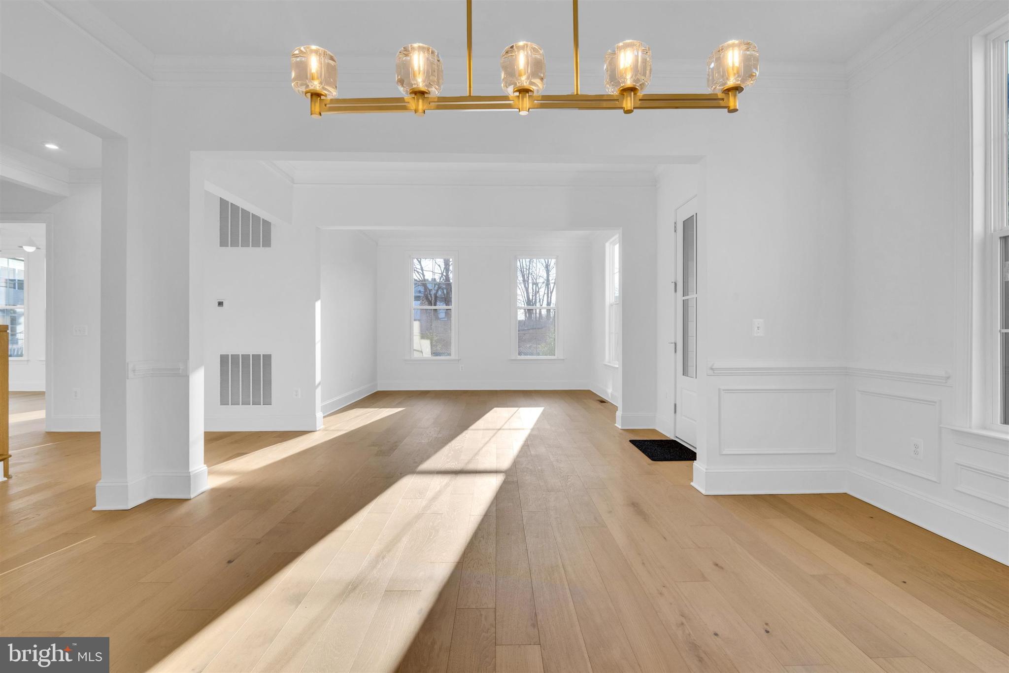 PIMMIT HILLS - Residential