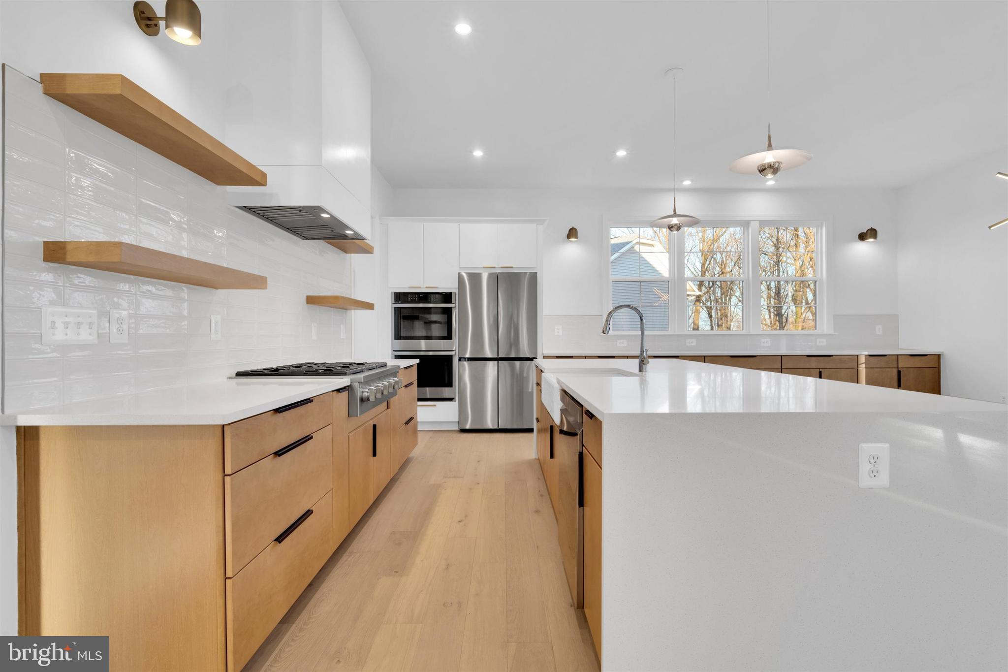 PIMMIT HILLS - Residential