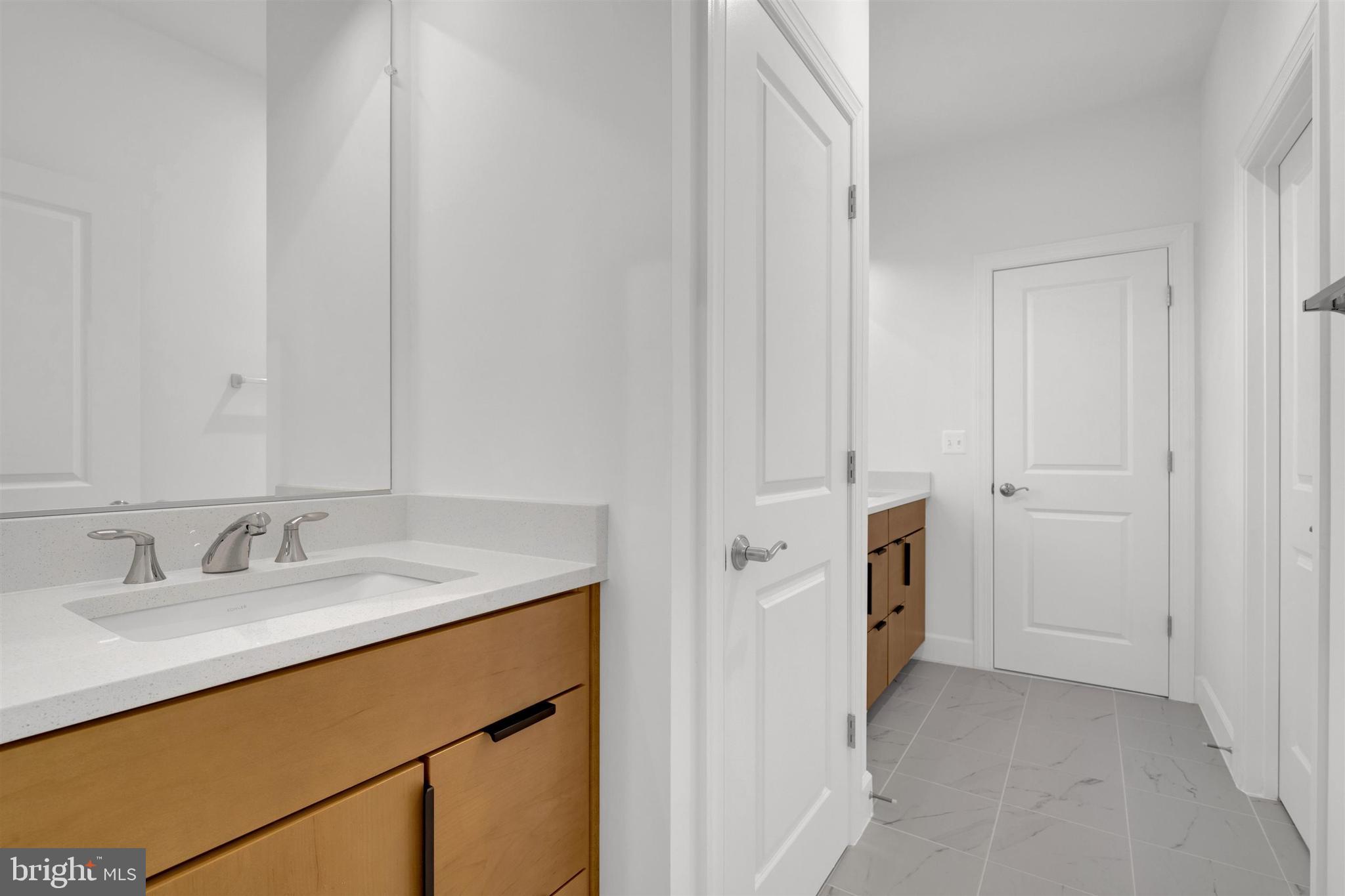 PIMMIT HILLS - Residential