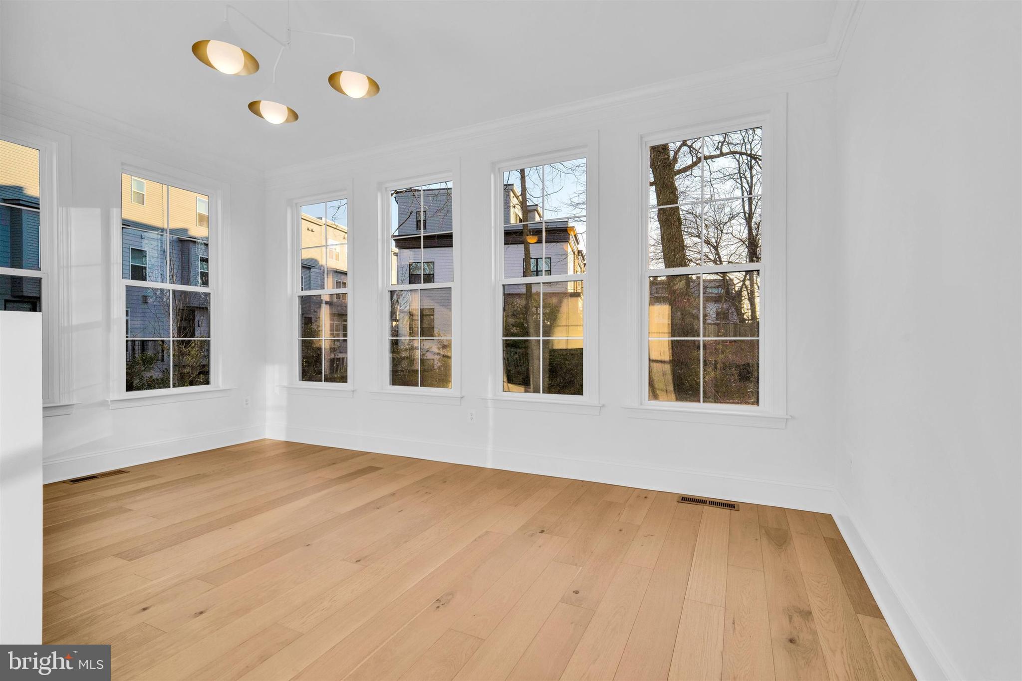 PIMMIT HILLS - Residential