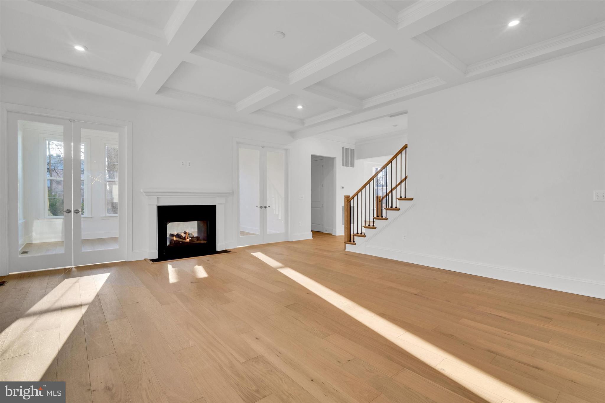 PIMMIT HILLS - Residential