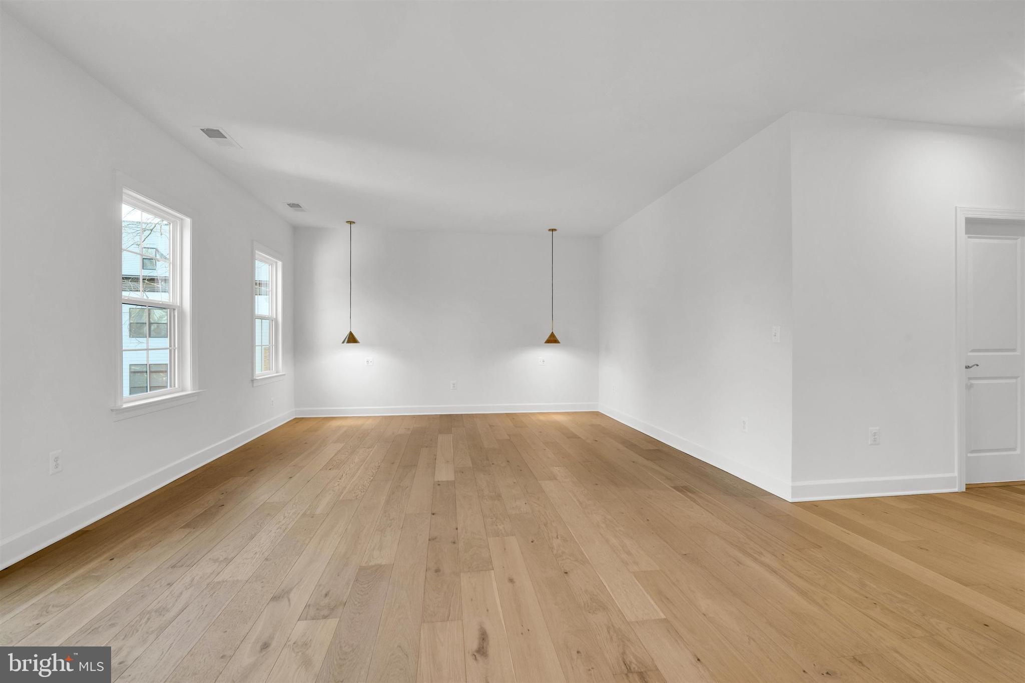 PIMMIT HILLS - Residential