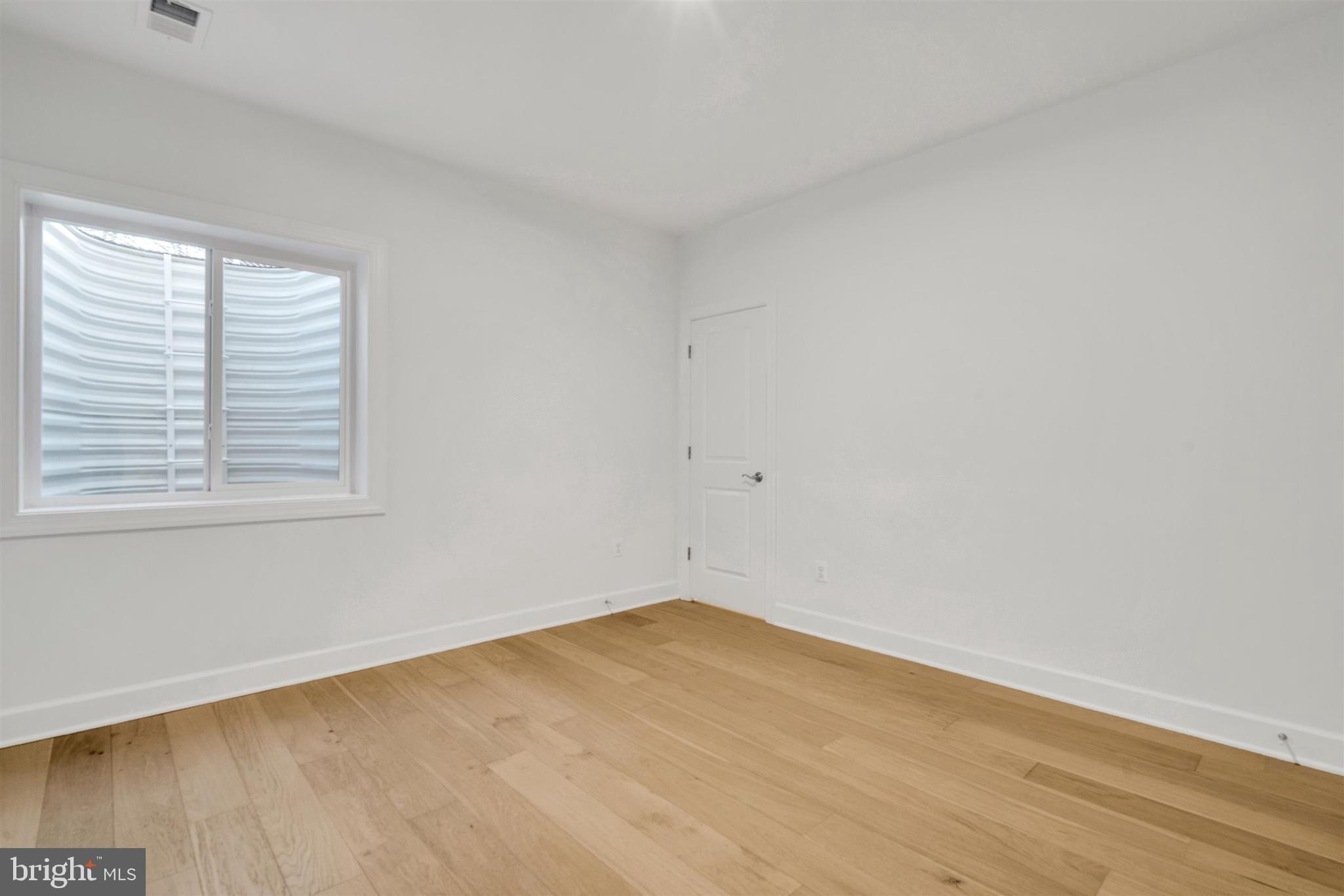 PIMMIT HILLS - Residential