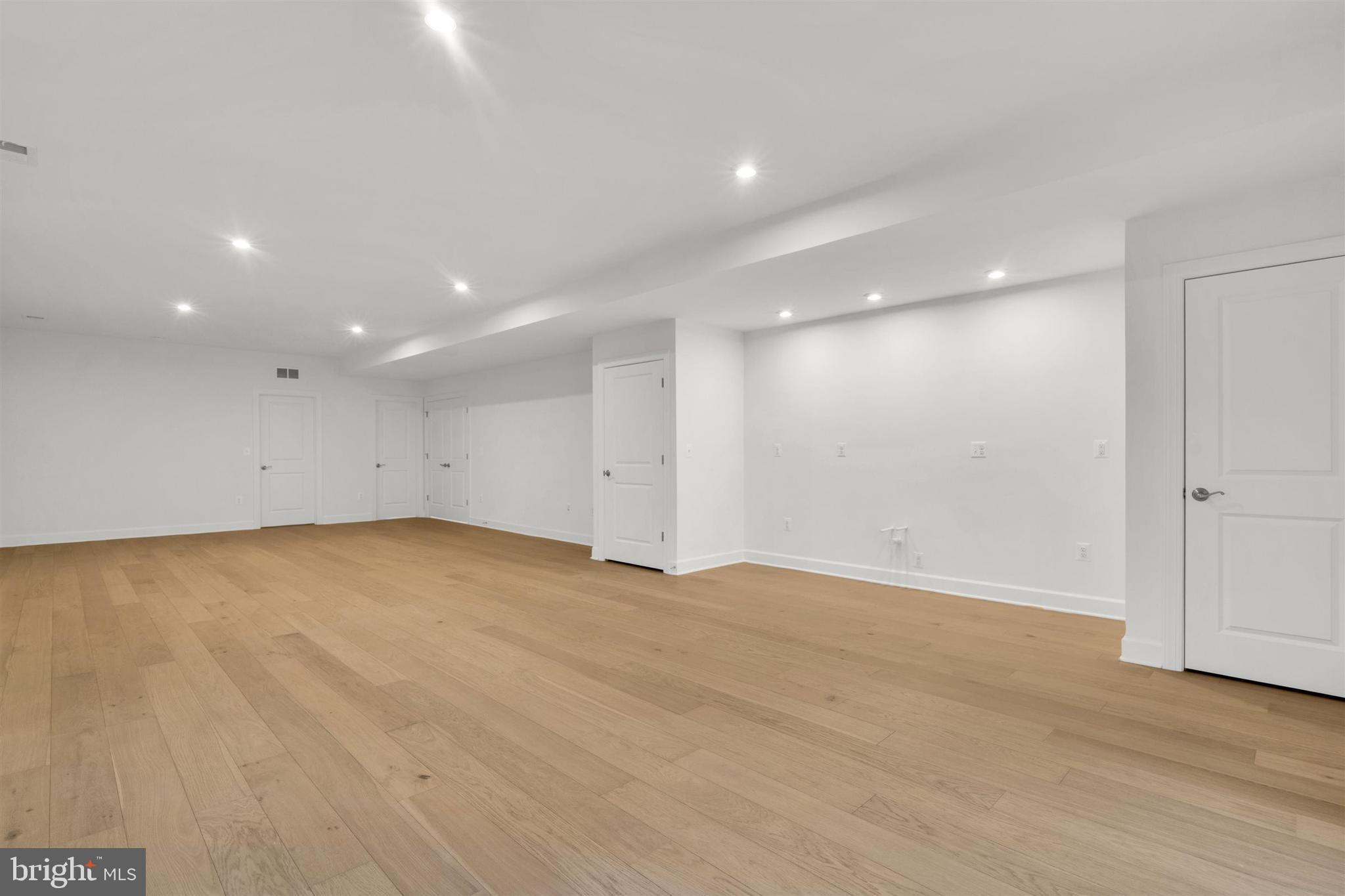 PIMMIT HILLS - Residential