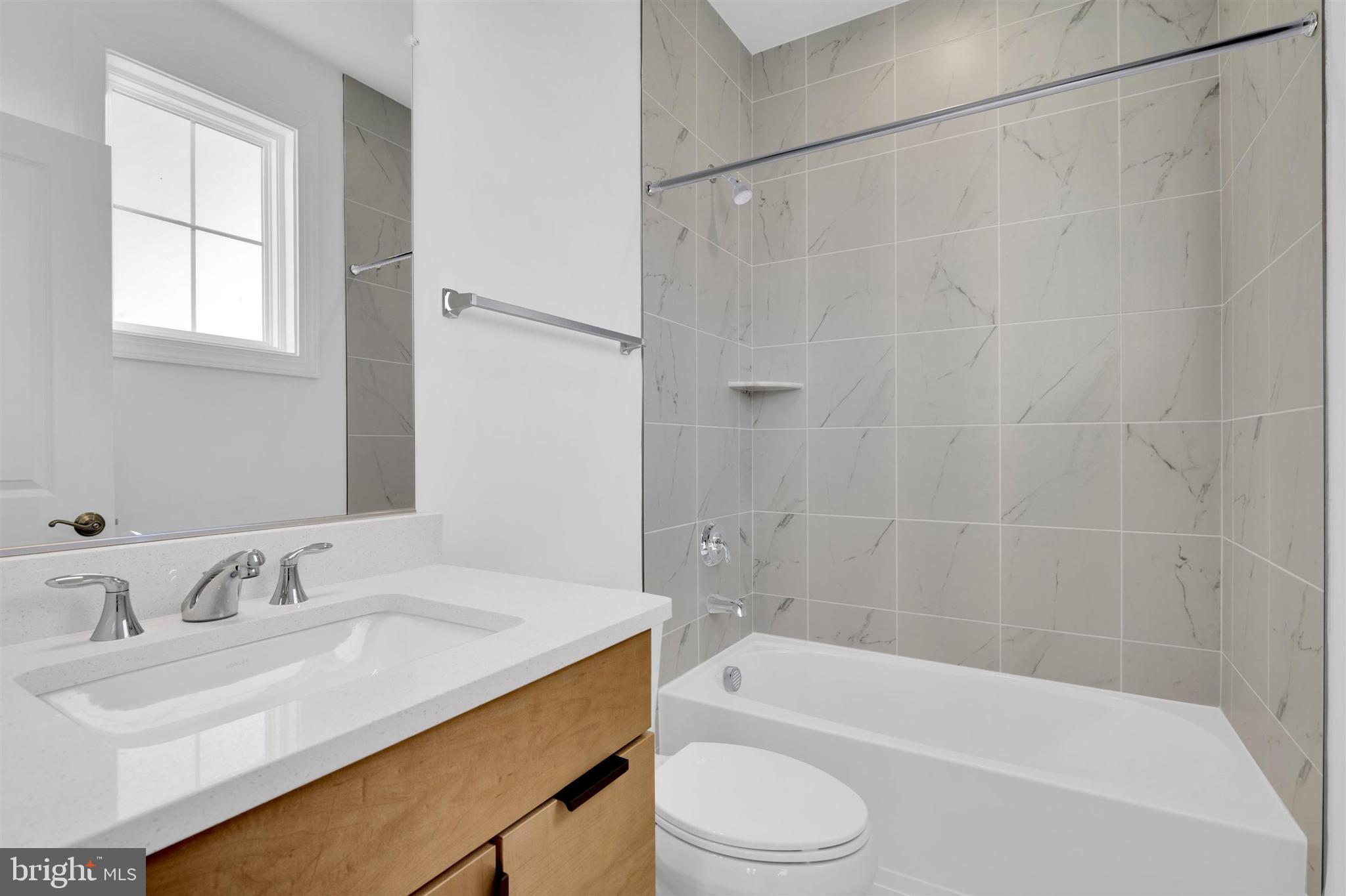 PIMMIT HILLS - Residential