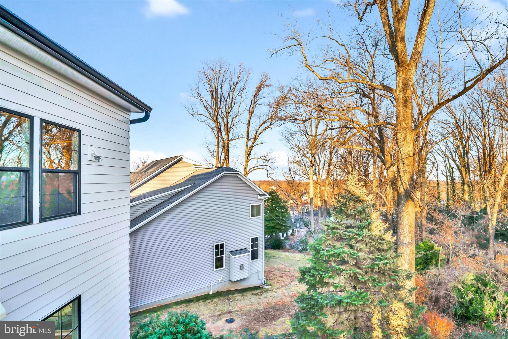 PIMMIT HILLS - Residential