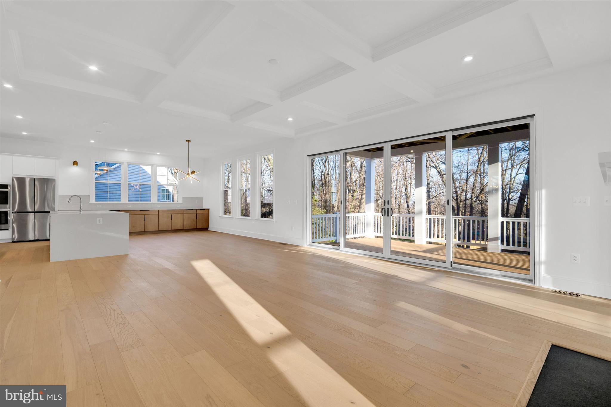 PIMMIT HILLS - Residential