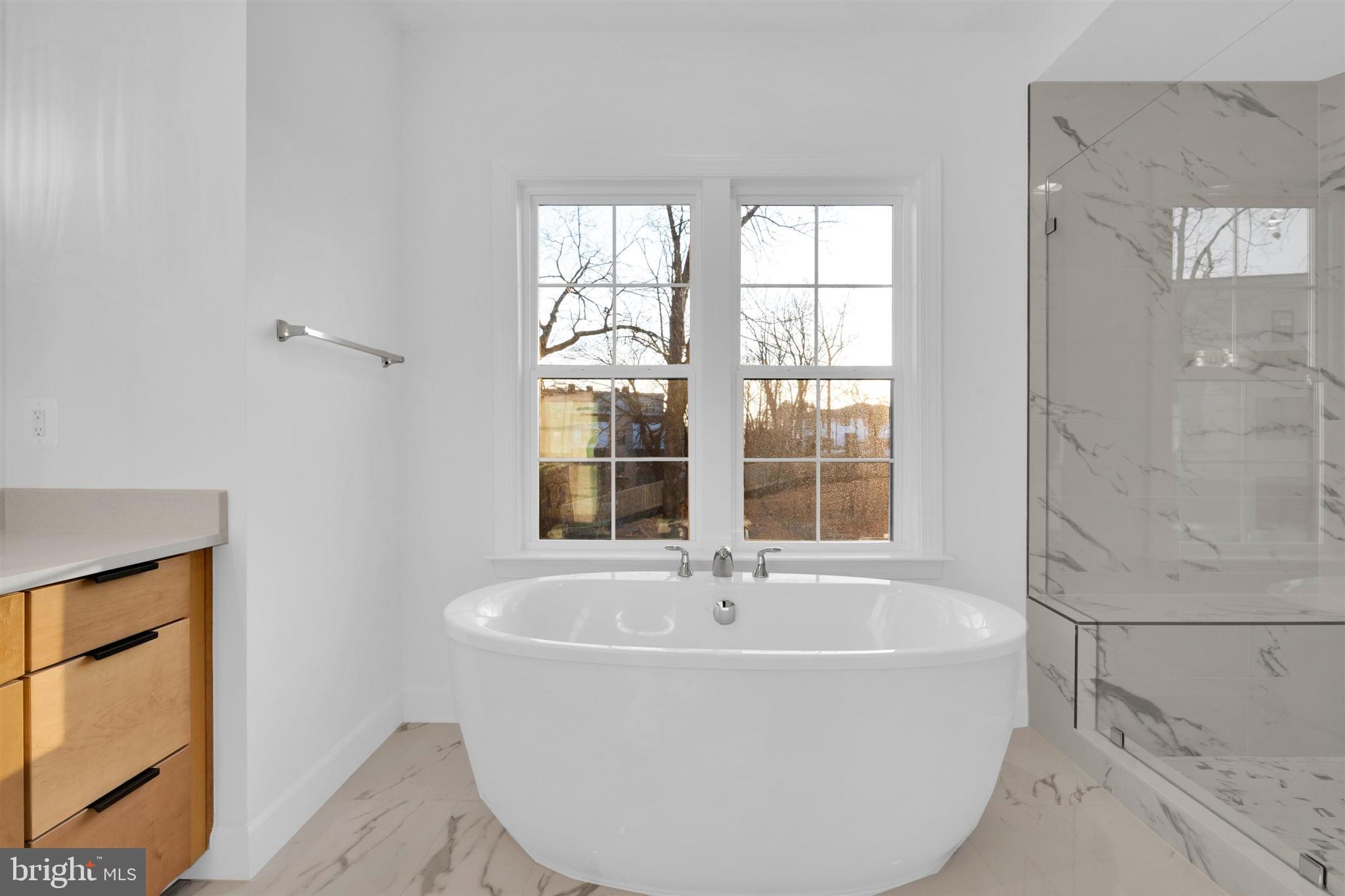 PIMMIT HILLS - Residential